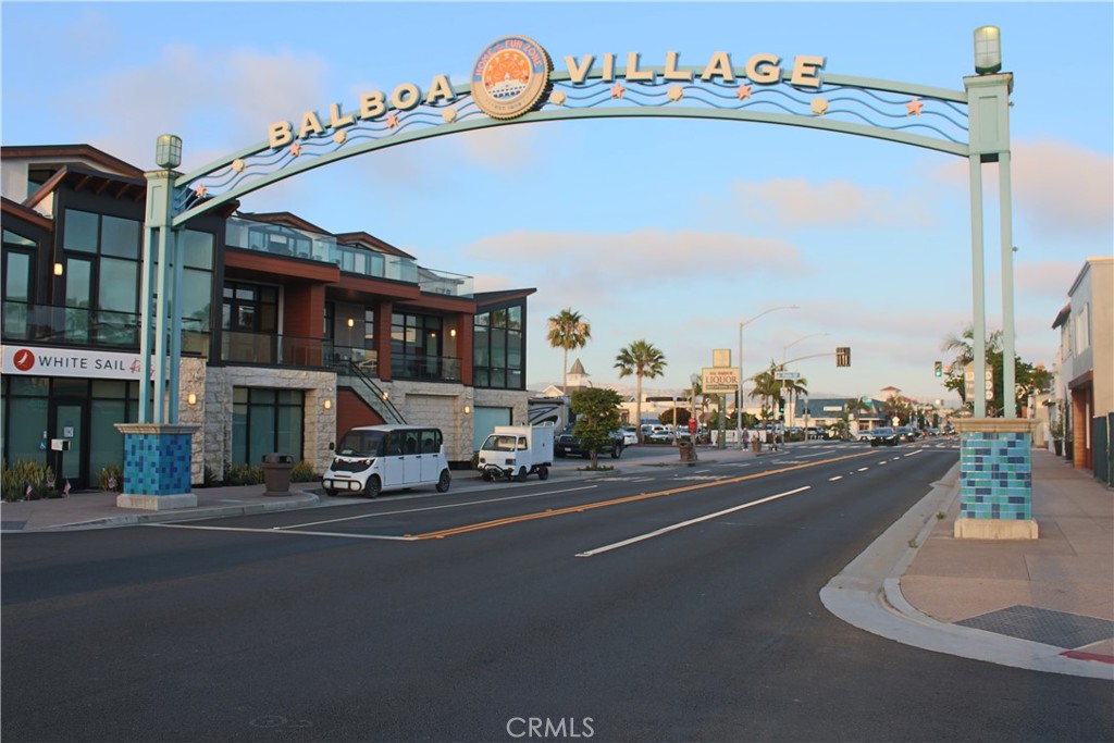 Newport Beach, California, 92660, United States, 2 Bedrooms Bedrooms, ,2 BathroomsBathrooms,Residential,For Sale,1988244