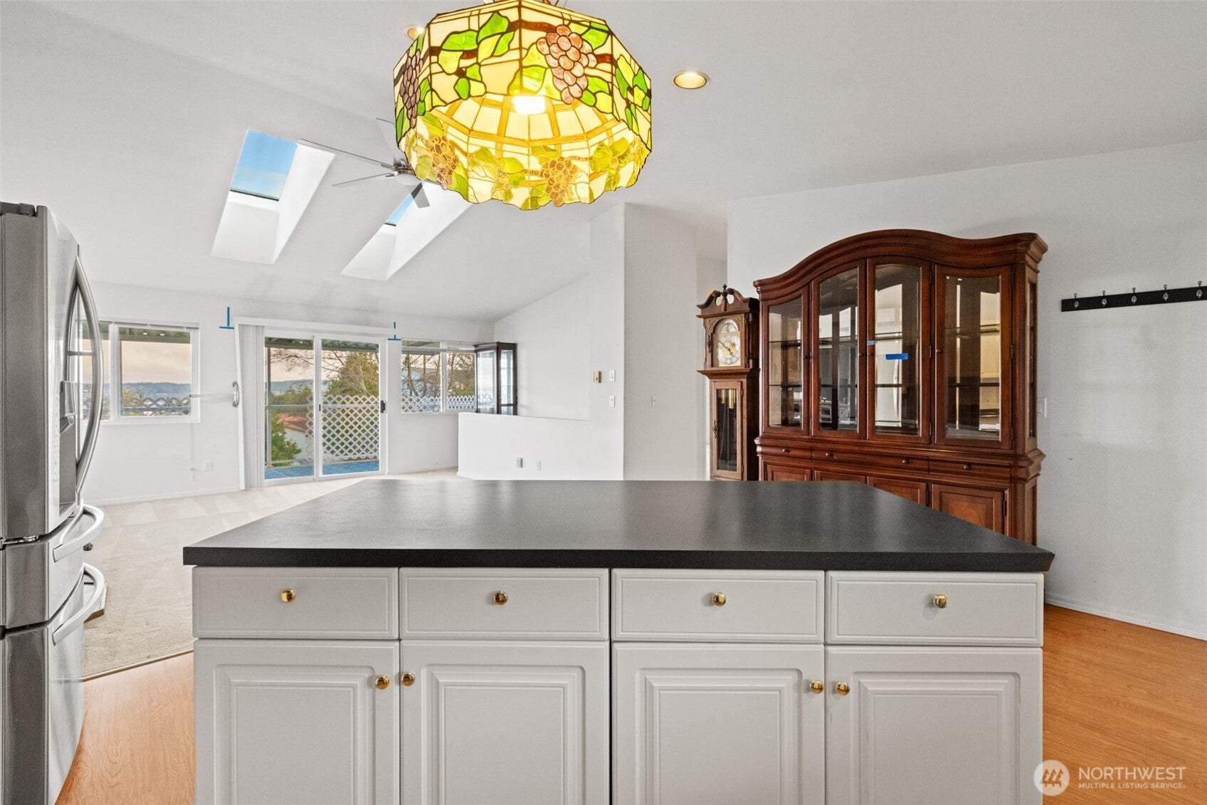 Sequim, Washington, 98382, United States, 3 Bedrooms Bedrooms, ,2 BathroomsBathrooms,Residential,For Sale,2010720