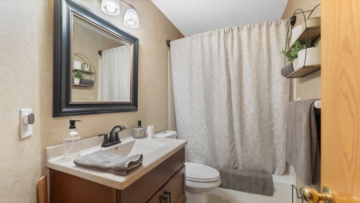 Ramsey, Minnesota, 55303, United States, 5 Bedrooms Bedrooms, ,4 BathroomsBathrooms,Residential,For Sale,1940485