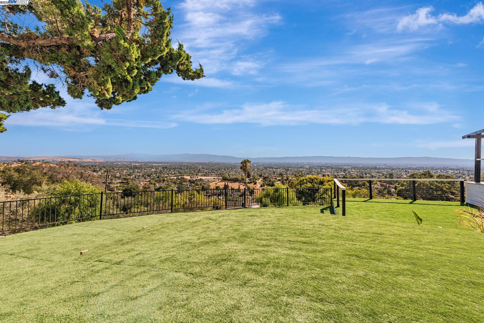 San Jose, California, 95127, United States, 4 Bedrooms Bedrooms, ,4 BathroomsBathrooms,Residential,For Sale,1988045