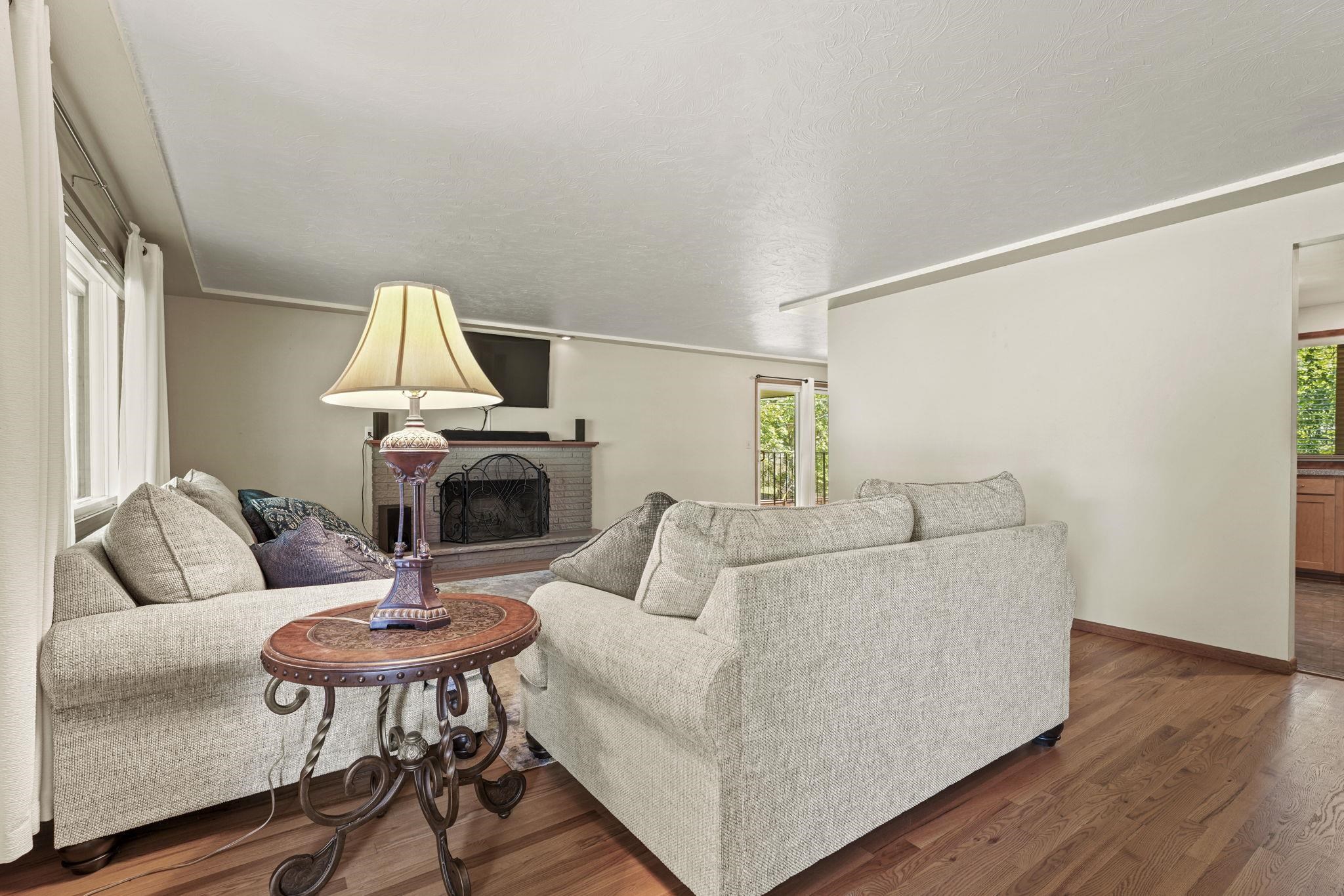 Spokane, Washington, 99208, United States, 4 Bedrooms Bedrooms, ,3 BathroomsBathrooms,Residential,For Sale,1938722