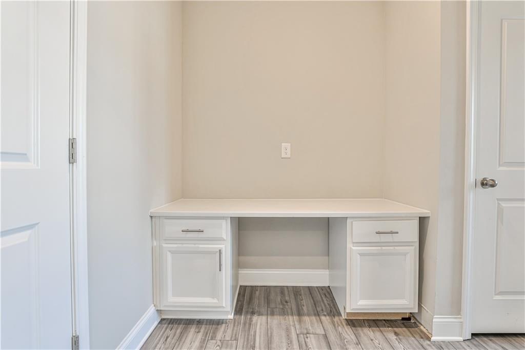 Smyrna, Georgia, 30080, United States, 4 Bedrooms Bedrooms, ,3 BathroomsBathrooms,Residential,For Sale,1995640