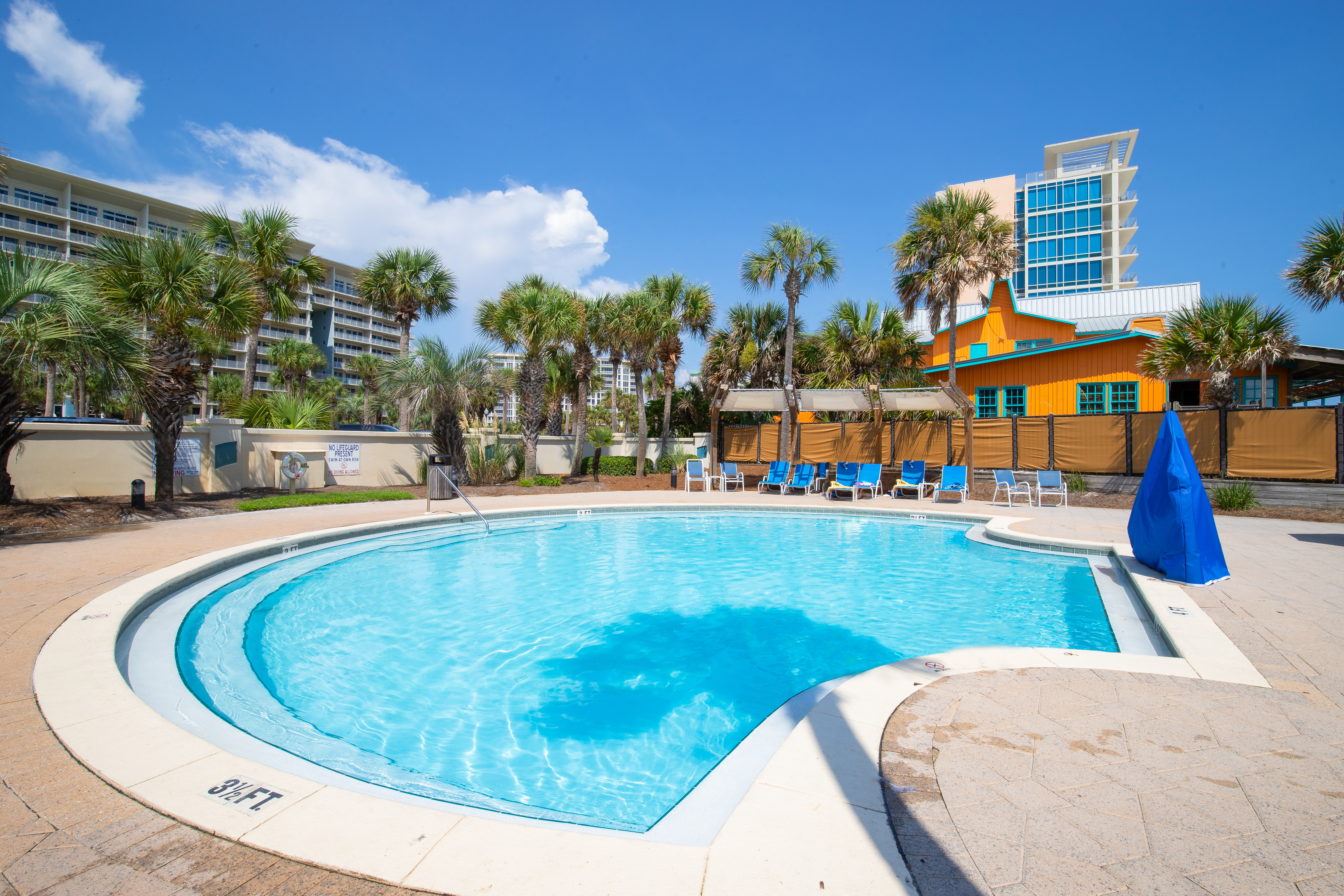  Renovated Sterling Shores Condo with Bunk Room, Gulf Glimpses & Beach Access - 物件實景