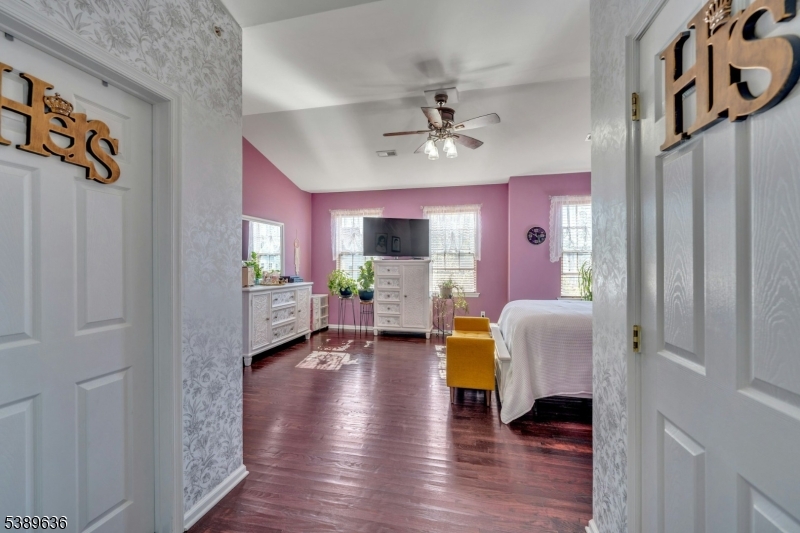 Belleville Twp., New Jersey, 07109, United States, 2 Bedrooms Bedrooms, ,3 BathroomsBathrooms,Residential,For Sale,1960991