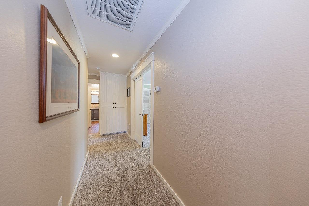 Oakhurst, California, 93644, United States, 3 Bedrooms Bedrooms, ,3 BathroomsBathrooms,Residential,For Sale,1977364