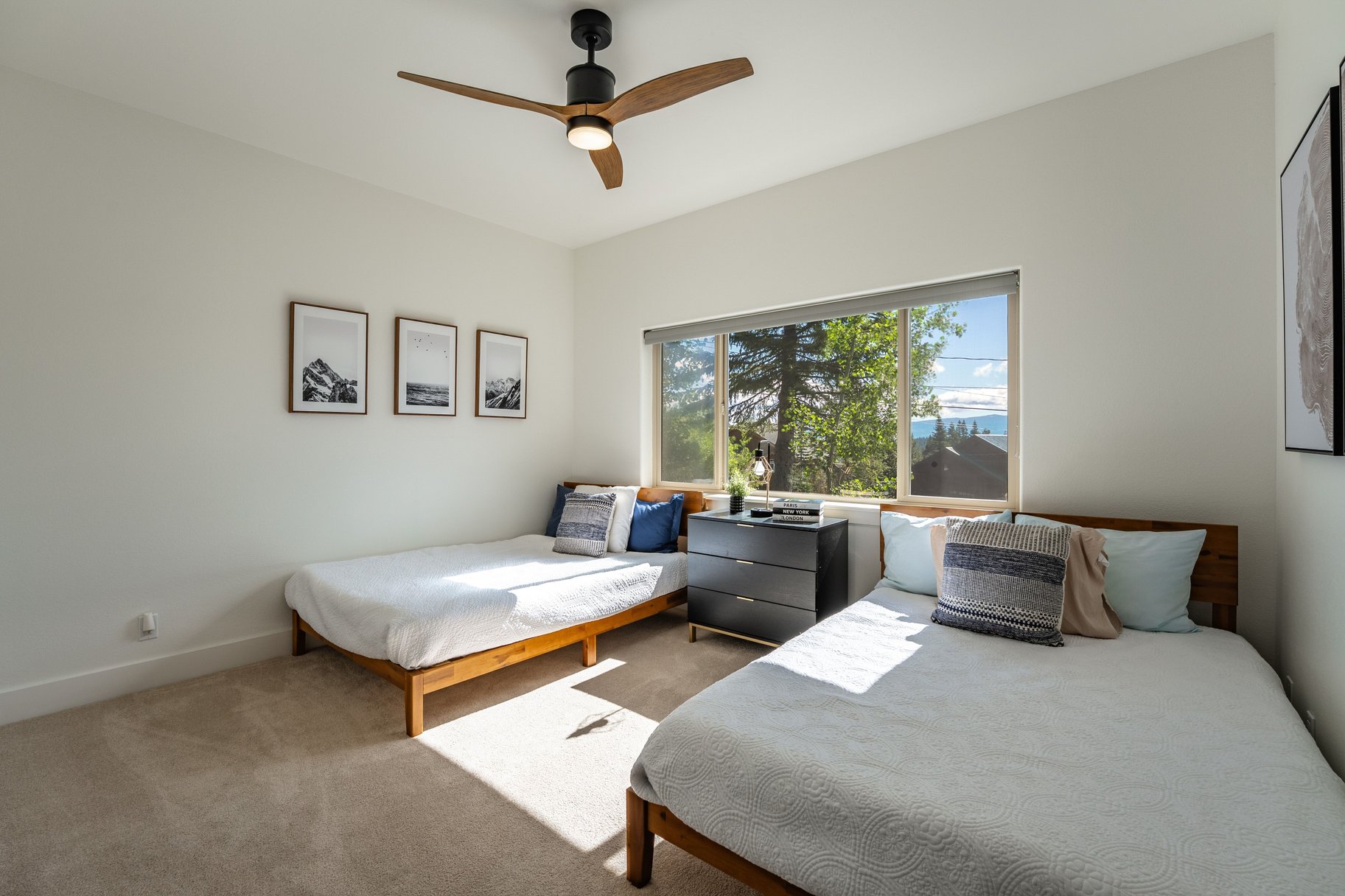  Modern Tahoe Donner Retreat with Panoramic Mountain Views & Elevated Living - 物件實景