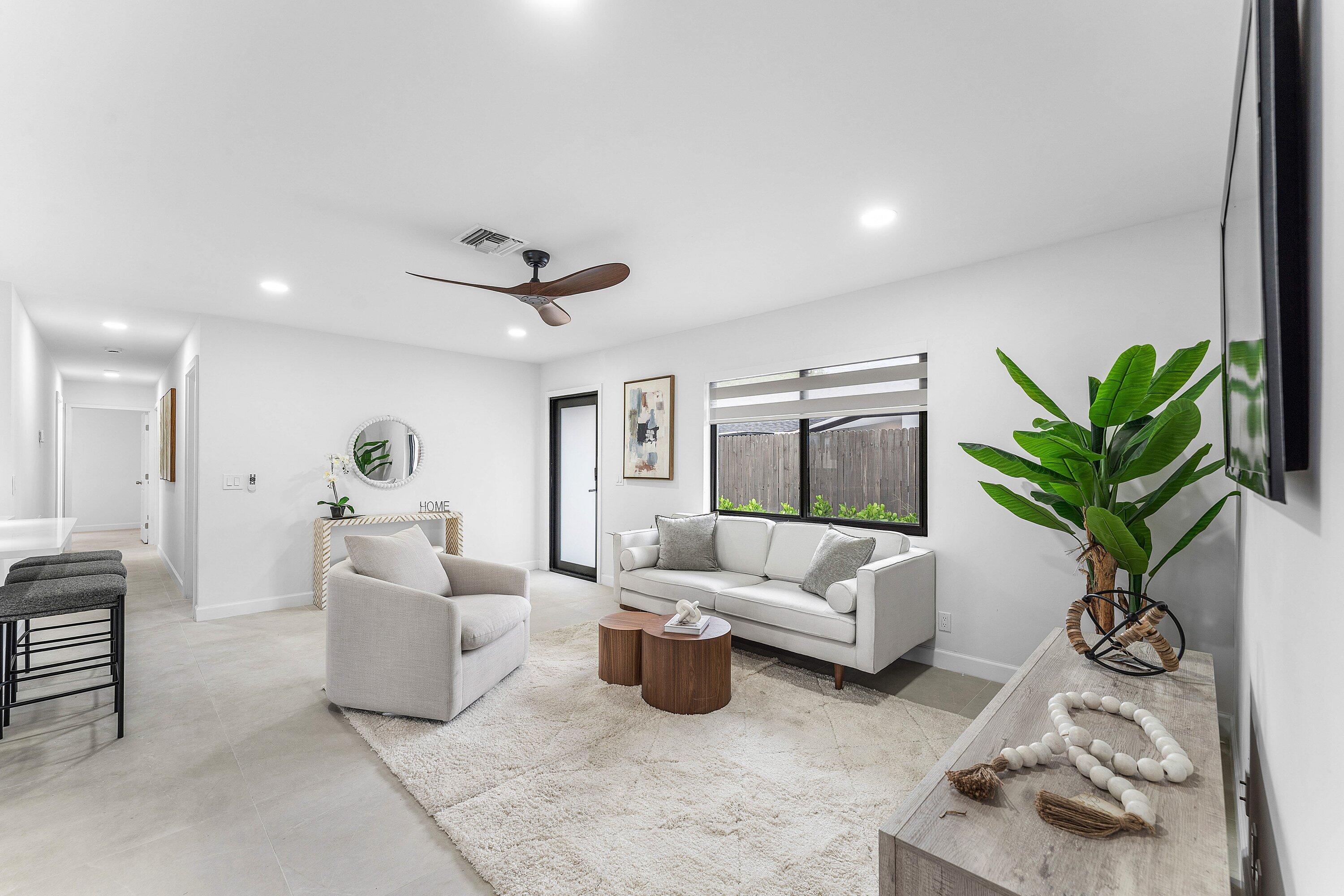 Delray Beach, Florida, 33483, United States, 4 Bedrooms Bedrooms, ,2 BathroomsBathrooms,Residential,For Sale,1987972