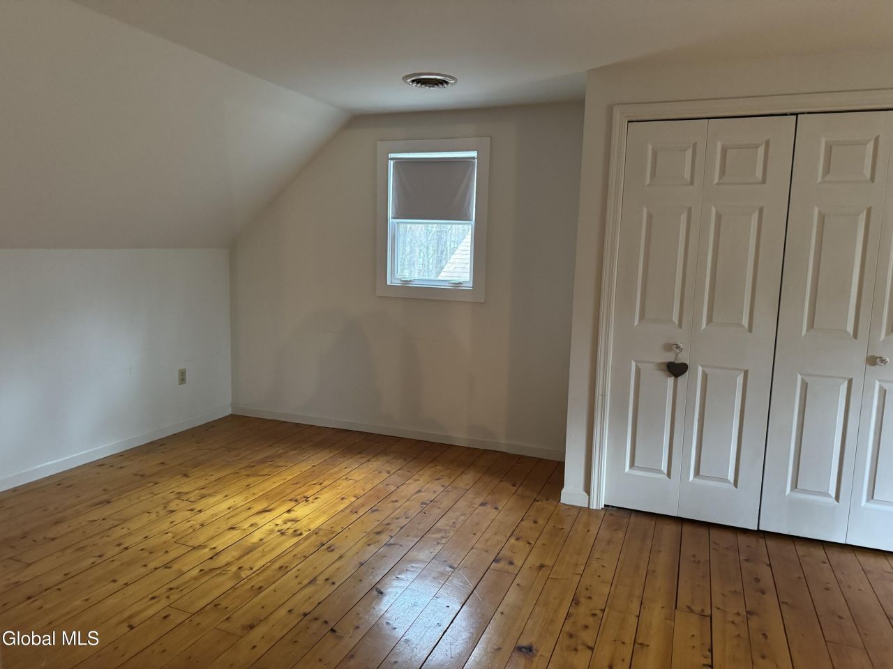 Rexford, New York, 12148, United States, 3 Bedrooms Bedrooms, ,3 BathroomsBathrooms,Residential,For Sale,2001928