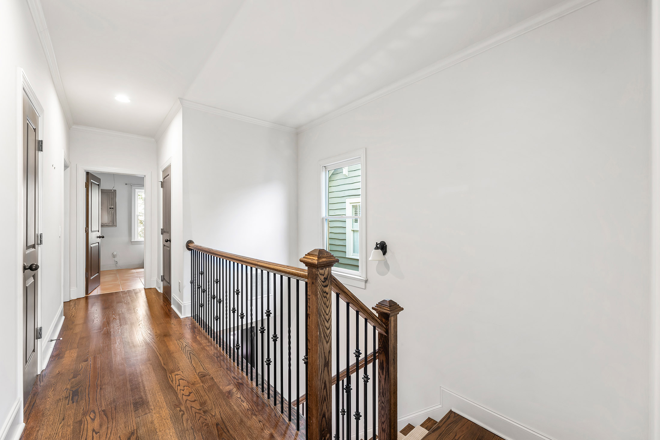  Stylish, Inviting, and Ready For Its Next Chapter - 物件實景