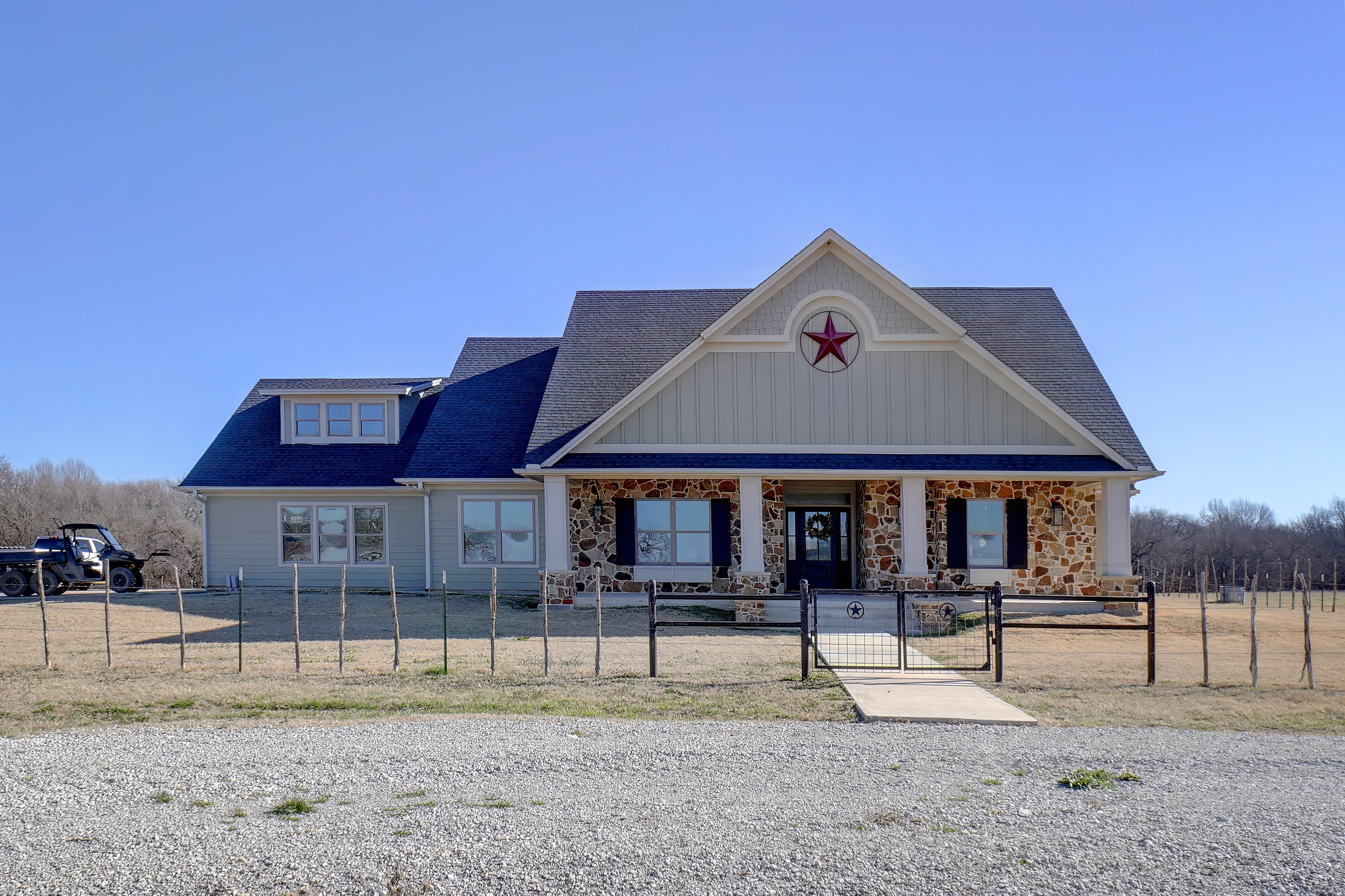 Bridgeport, Texas, 76426, United States, 4 Bedrooms Bedrooms, ,3 BathroomsBathrooms,Residential,For Sale,1701236