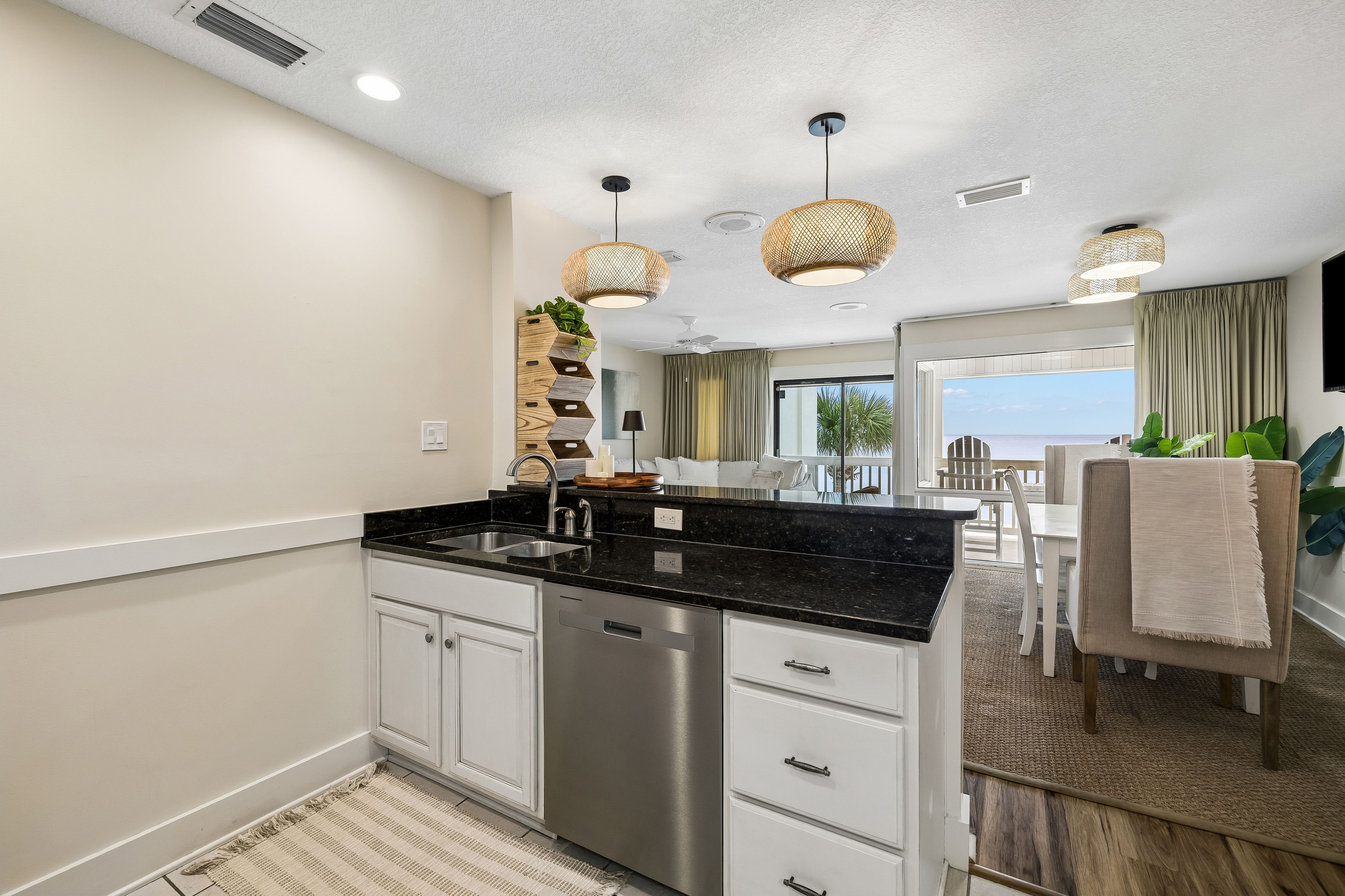  Turnkey Gulf-View Escape on Panama City Beach’s West End - 物件實景