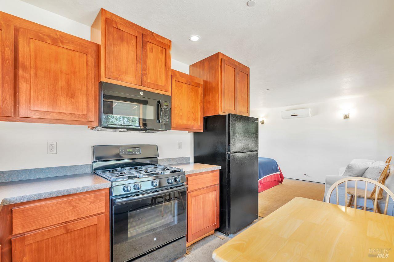 Middletown, California, 95461, United States, ,2 BathroomsBathrooms,Residential,For Sale,1897361