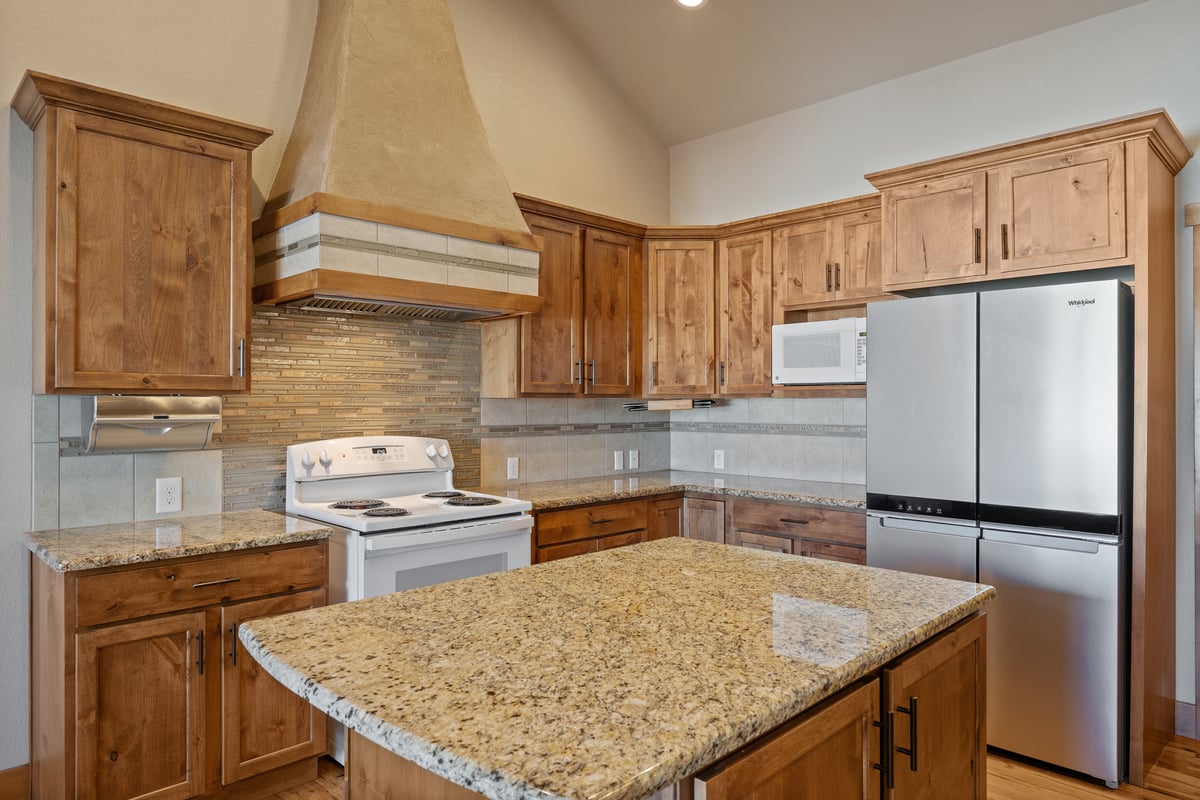 Cheyenne, Wyoming, 82001, United States, 5 Bedrooms Bedrooms, ,3 BathroomsBathrooms,Residential,For Sale,1994195