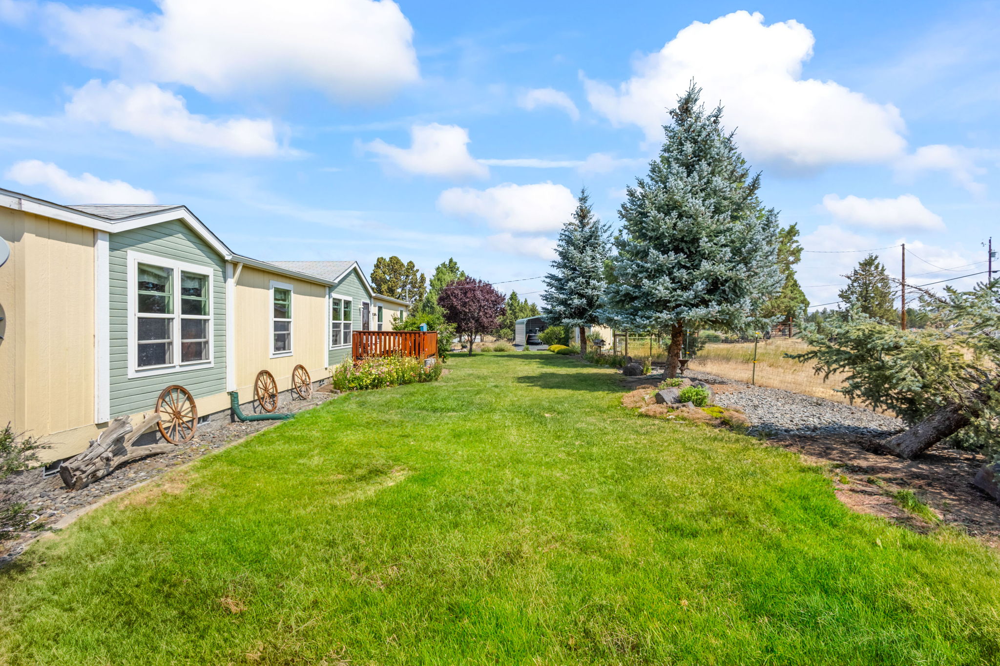 Prineville, Oregon, 97754, United States, 4 Bedrooms Bedrooms, ,2 BathroomsBathrooms,Residential,For Sale,1919985