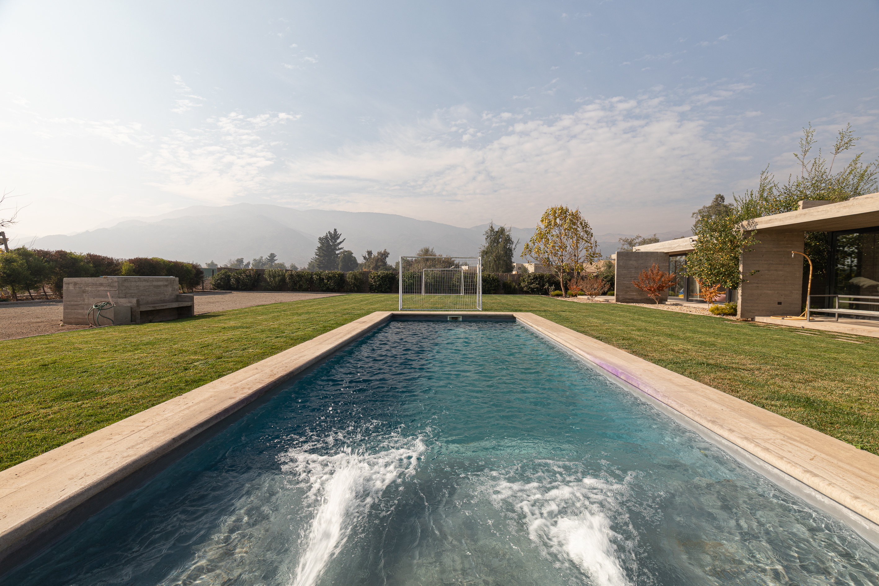  Modern 4-Bedroom Home in Las Brisas Gated Community - 物件實景