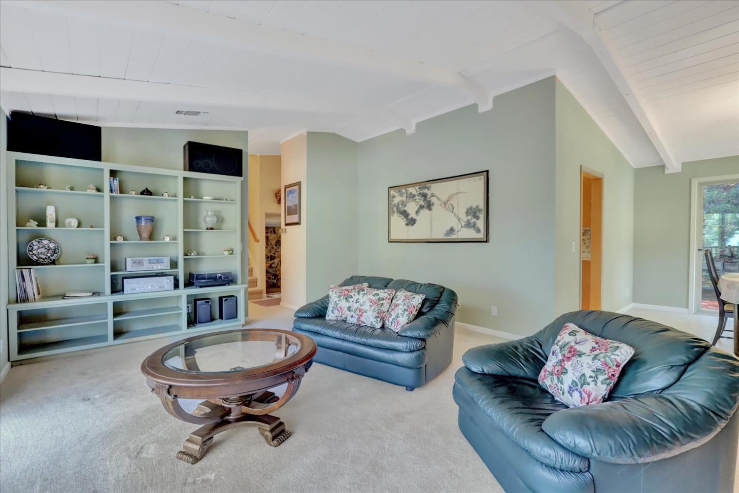 Penn Valley, California, 95946, United States, 3 Bedrooms Bedrooms, ,3 BathroomsBathrooms,Residential,For Sale,2000510