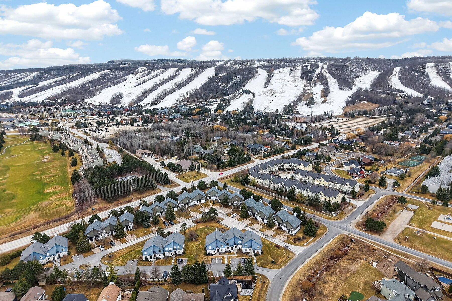  Four Season Living in Style - 物件實景