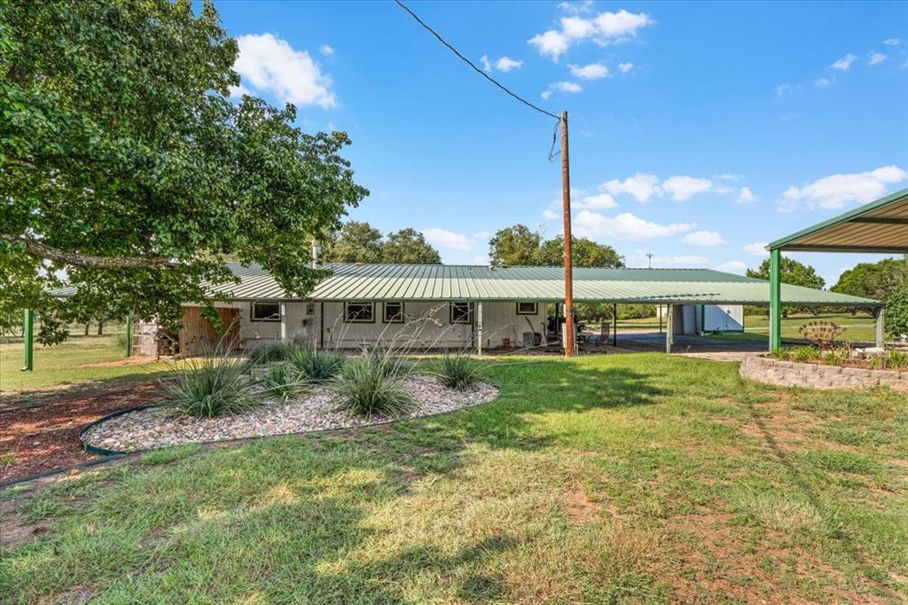 Weatherford, Texas, 76087, United States, 3 Bedrooms Bedrooms, ,2 BathroomsBathrooms,Residential,For Sale,2005705