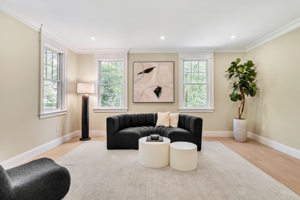Lexington, Massachusetts, 02420, United States, 6 Bedrooms Bedrooms, ,7 BathroomsBathrooms,Residential,For Sale,1837719