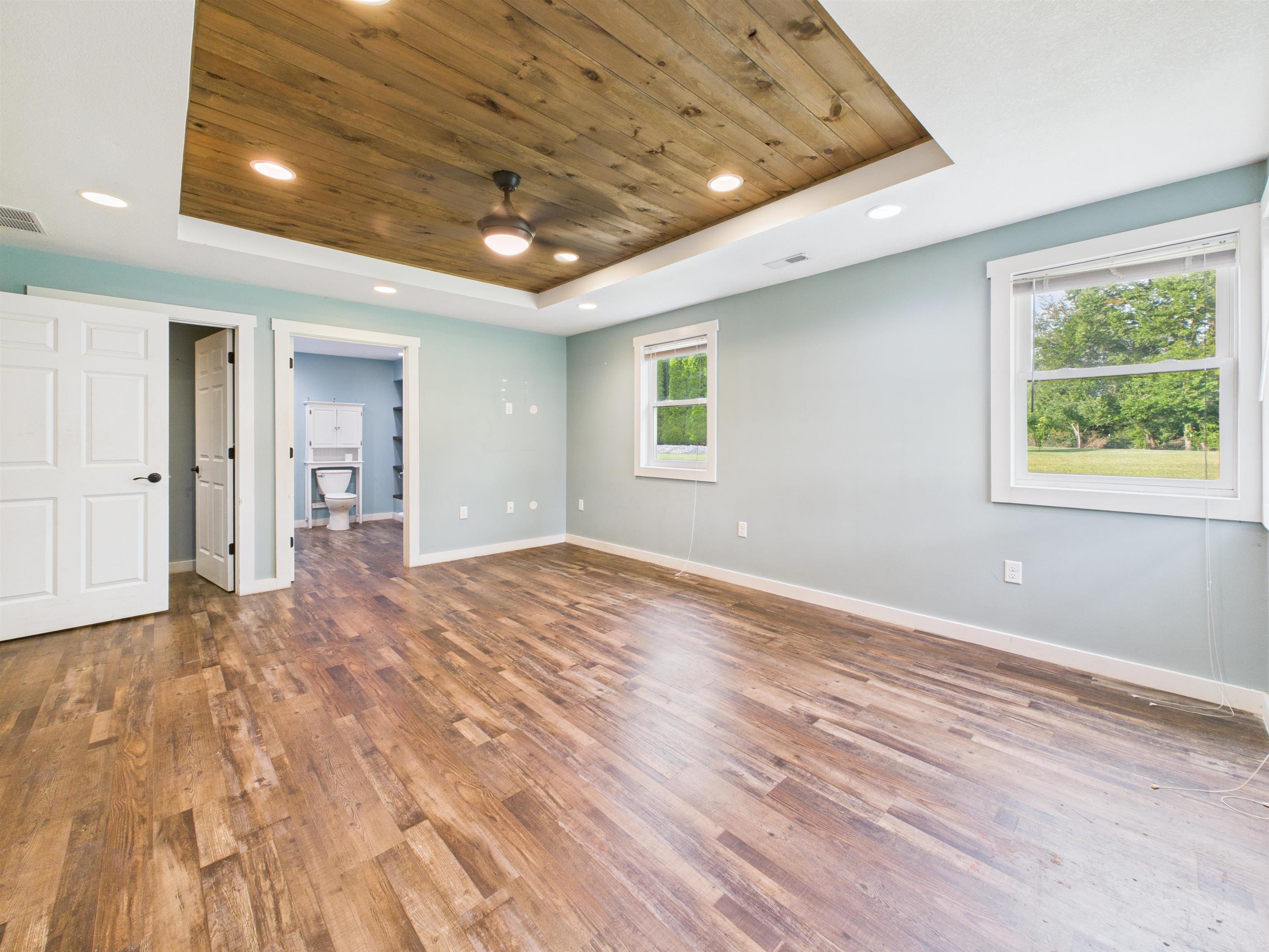 Markle, Indiana, 46770, United States, 3 Bedrooms Bedrooms, ,3 BathroomsBathrooms,Residential,For Sale,1925804