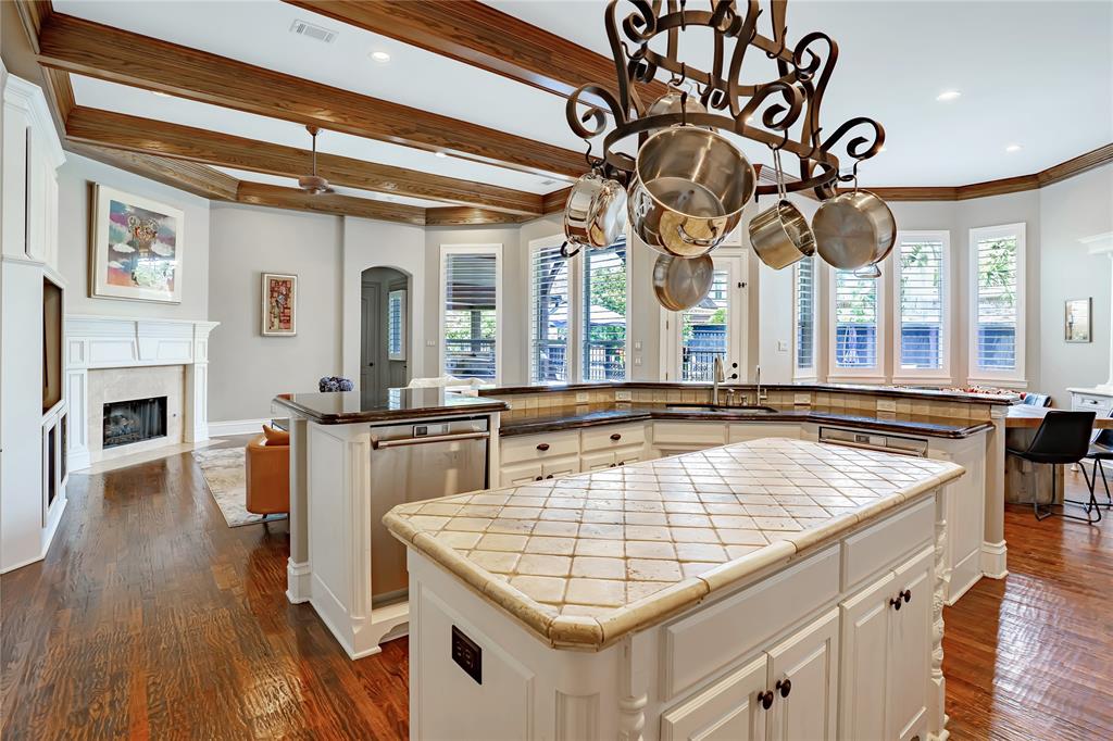 Heath, Texas, 75032, United States, 4 Bedrooms Bedrooms, ,4 BathroomsBathrooms,Residential,For Sale,1889823