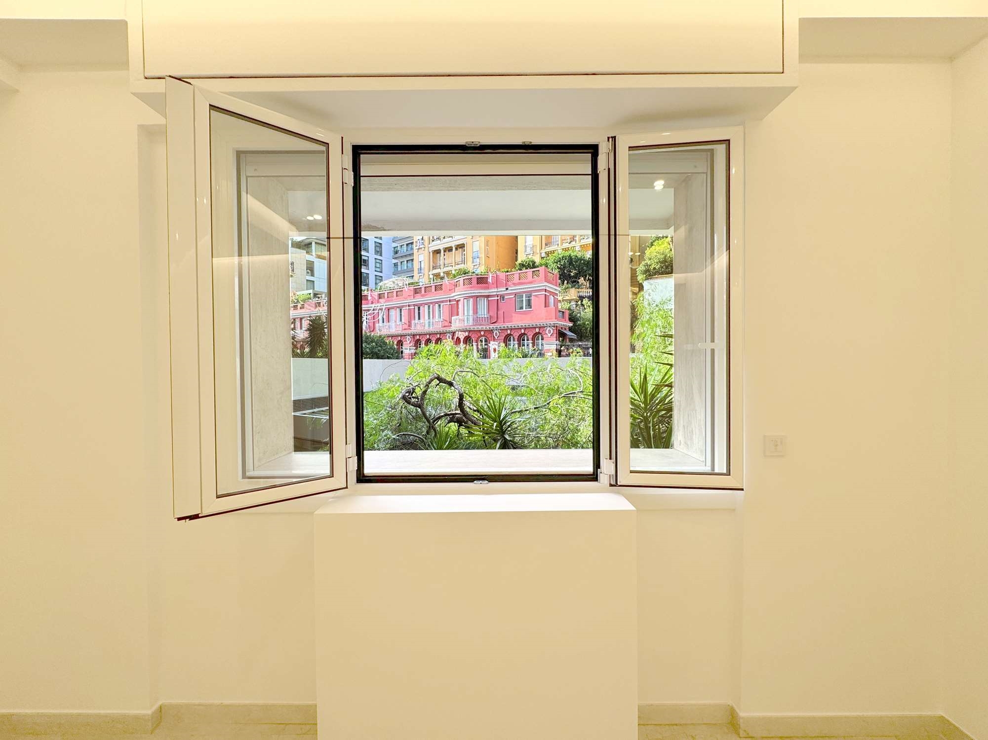  Les Caravelles, Charming 2-room flat for sale, mixt use - 物件實景