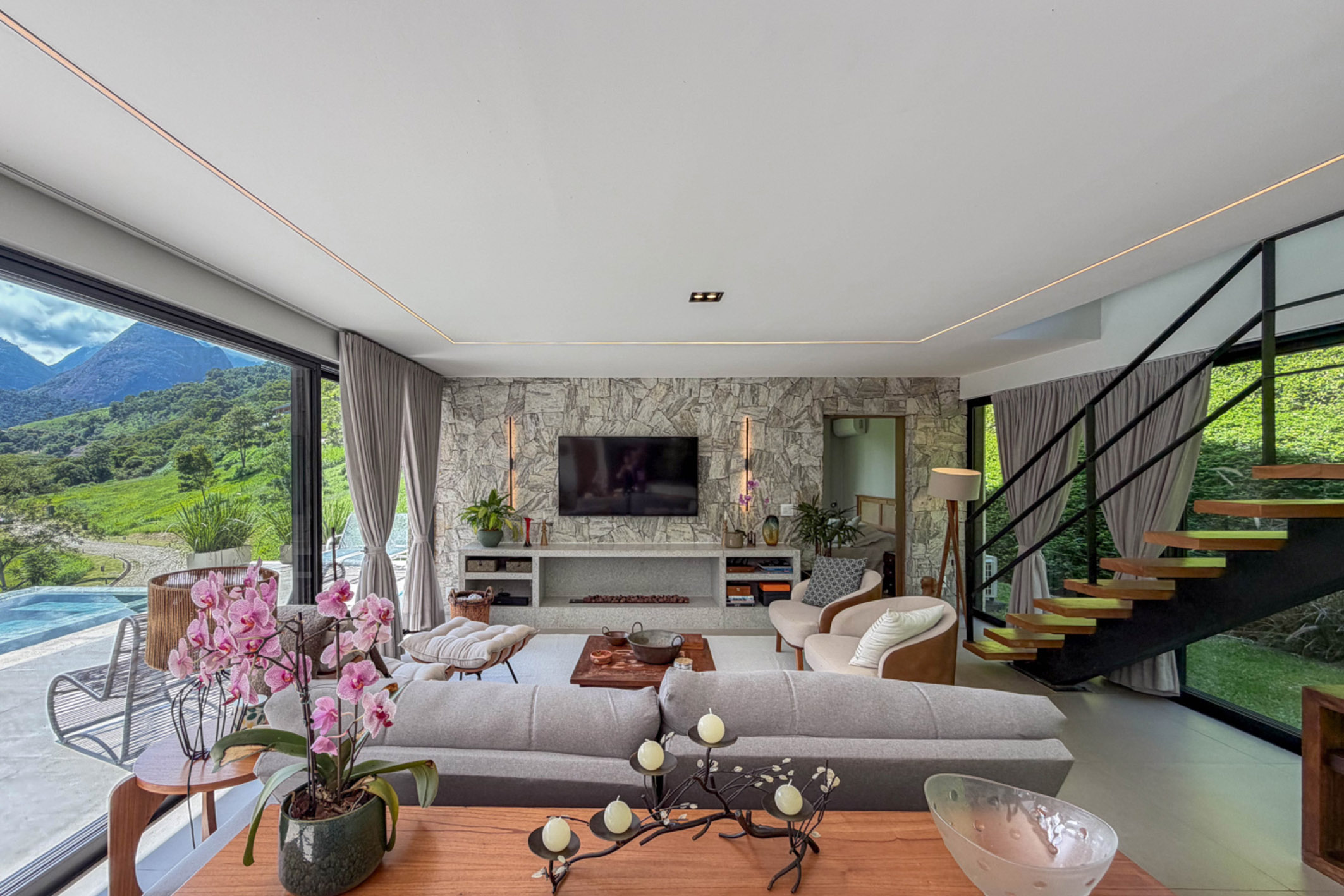  Contemporary residence with four suites in Fazenda Marambaia - 物件實景
