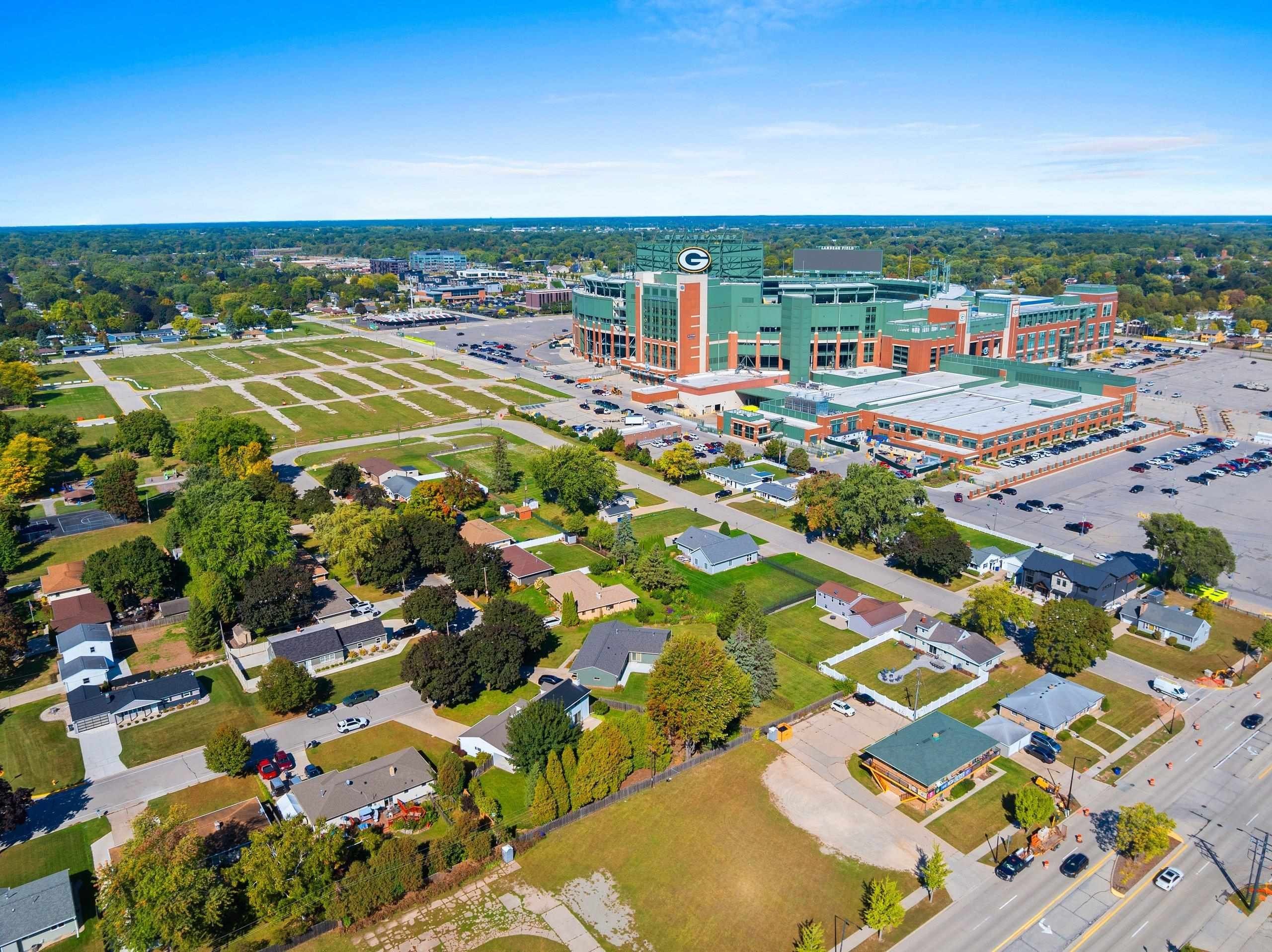 GREEN BAY, Wisconsin, 54304-4417, United States, 4 Bedrooms Bedrooms, ,2 BathroomsBathrooms,Residential,For Sale,1978060