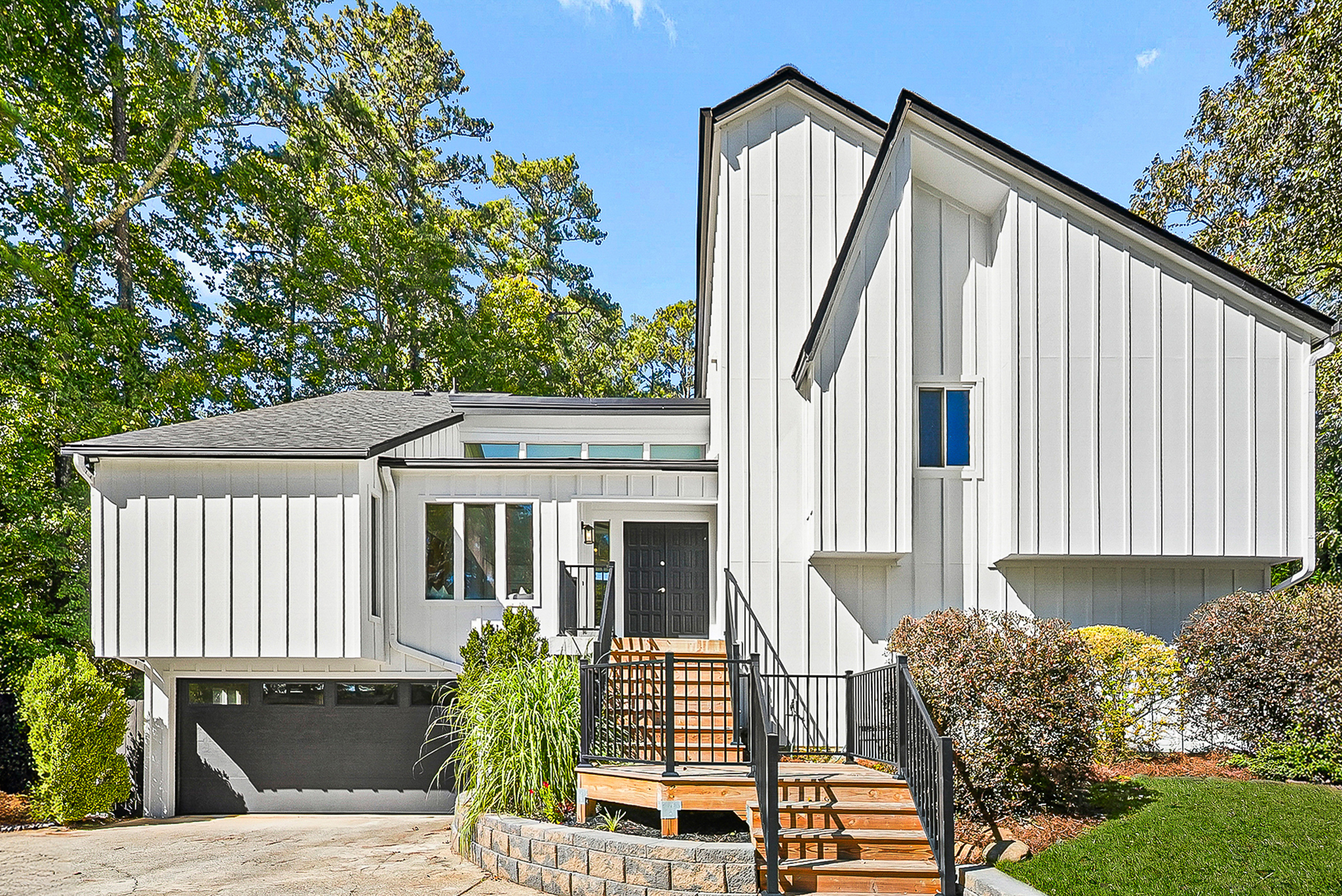  Renovated and Move-in Ready - 物件實景