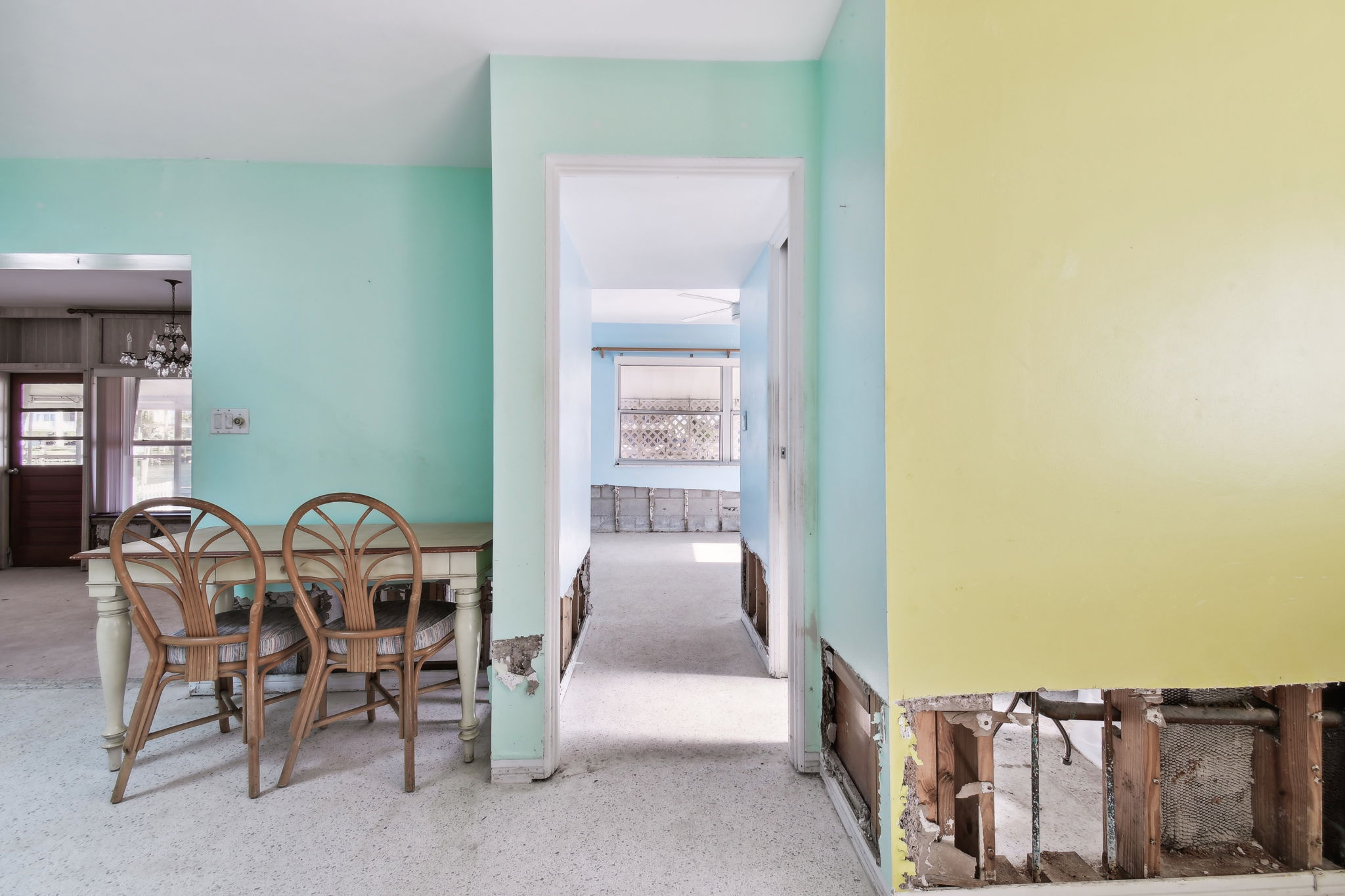 Madeira Beach, Florida, 33708, United States, 3 Bedrooms Bedrooms, ,2 BathroomsBathrooms,Residential,For Sale,1943278