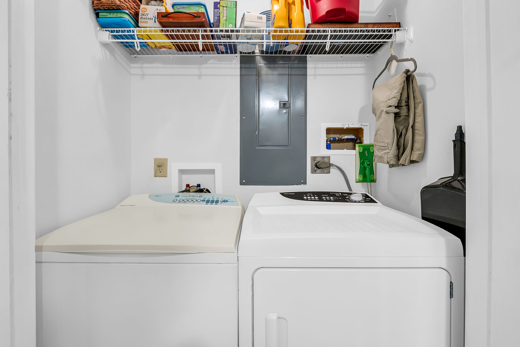  FLAT ROCK - 物件實景