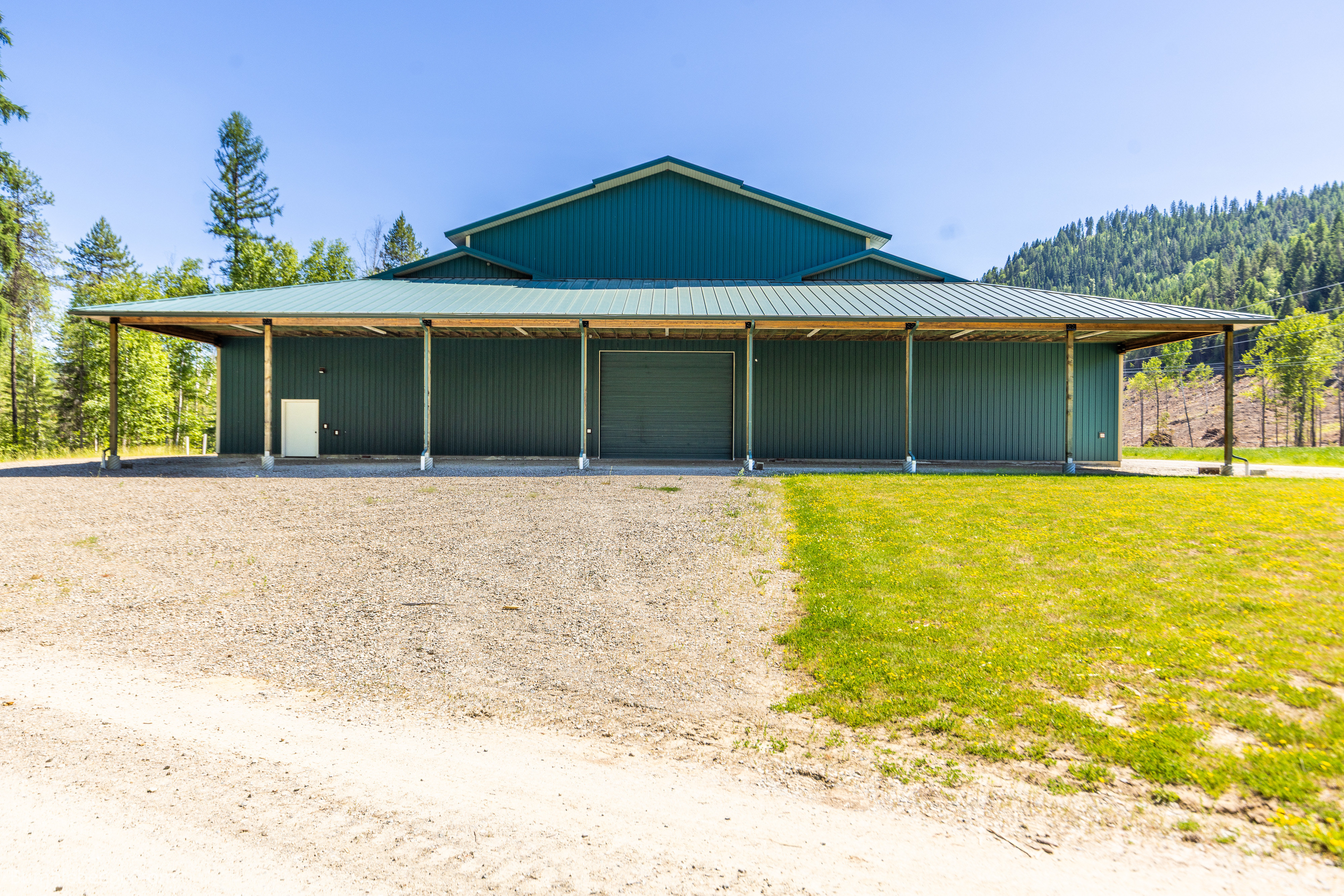 Cusick, Washington, 99119, United States, ,2 BathroomsBathrooms,Residential,For Sale,1978397