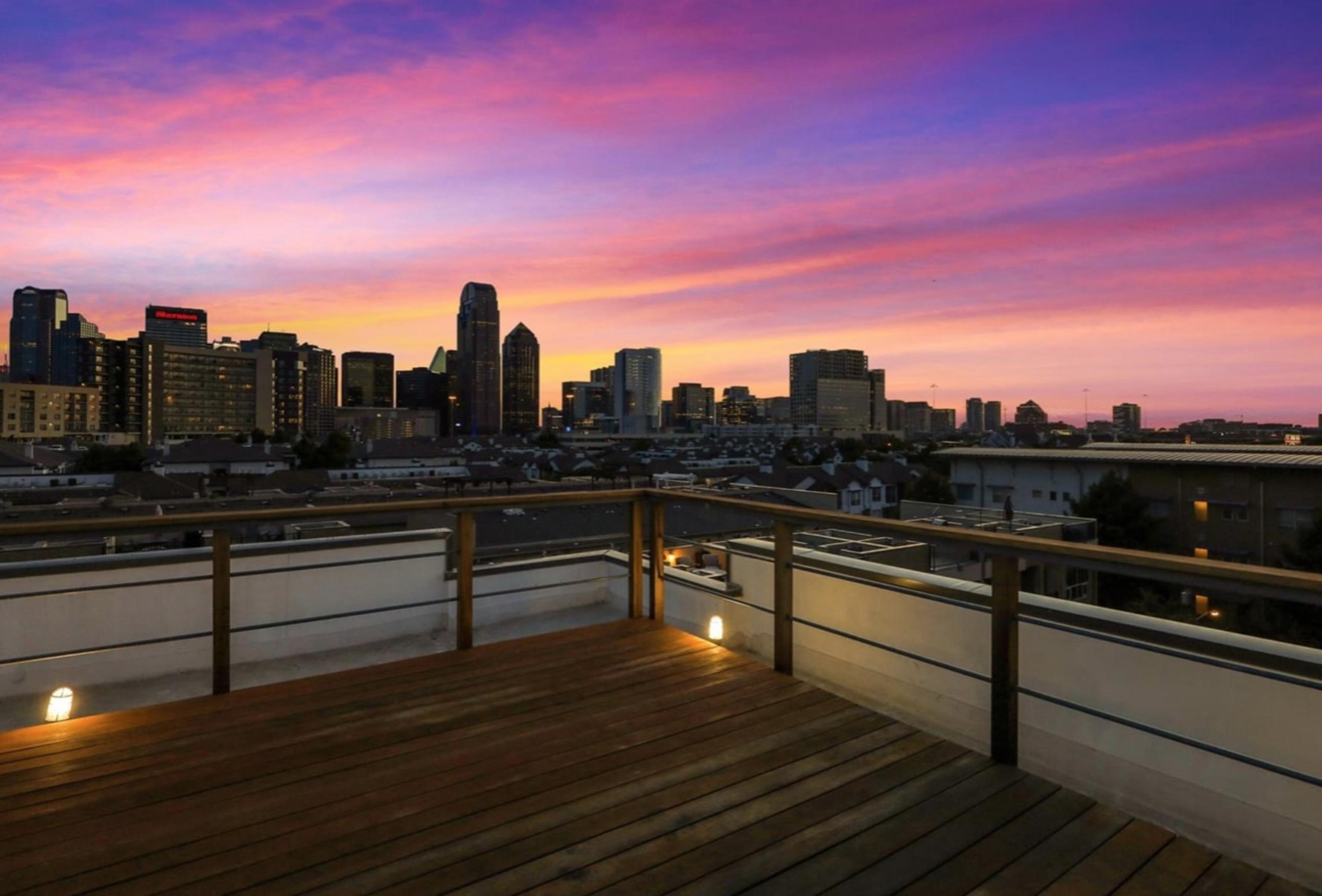  Industrial Sophistication Meets Boutique Loft Living in Downtown Dallas - 物件實景