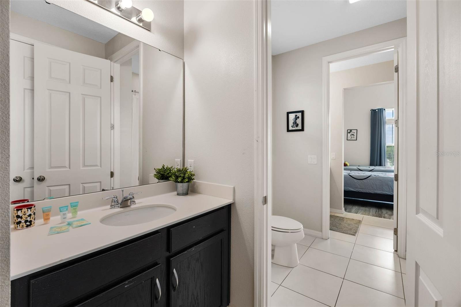 KISSIMMEE, Florida, 34747, United States, 7 Bedrooms Bedrooms, ,6 BathroomsBathrooms,Residential,For Sale,1938279