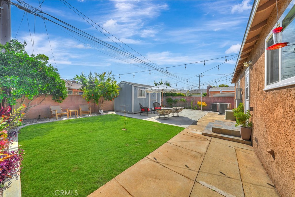 Lakewood, California, 90712, United States, 2 Bedrooms Bedrooms, ,1 BathroomBathrooms,Residential,For Sale,1933533