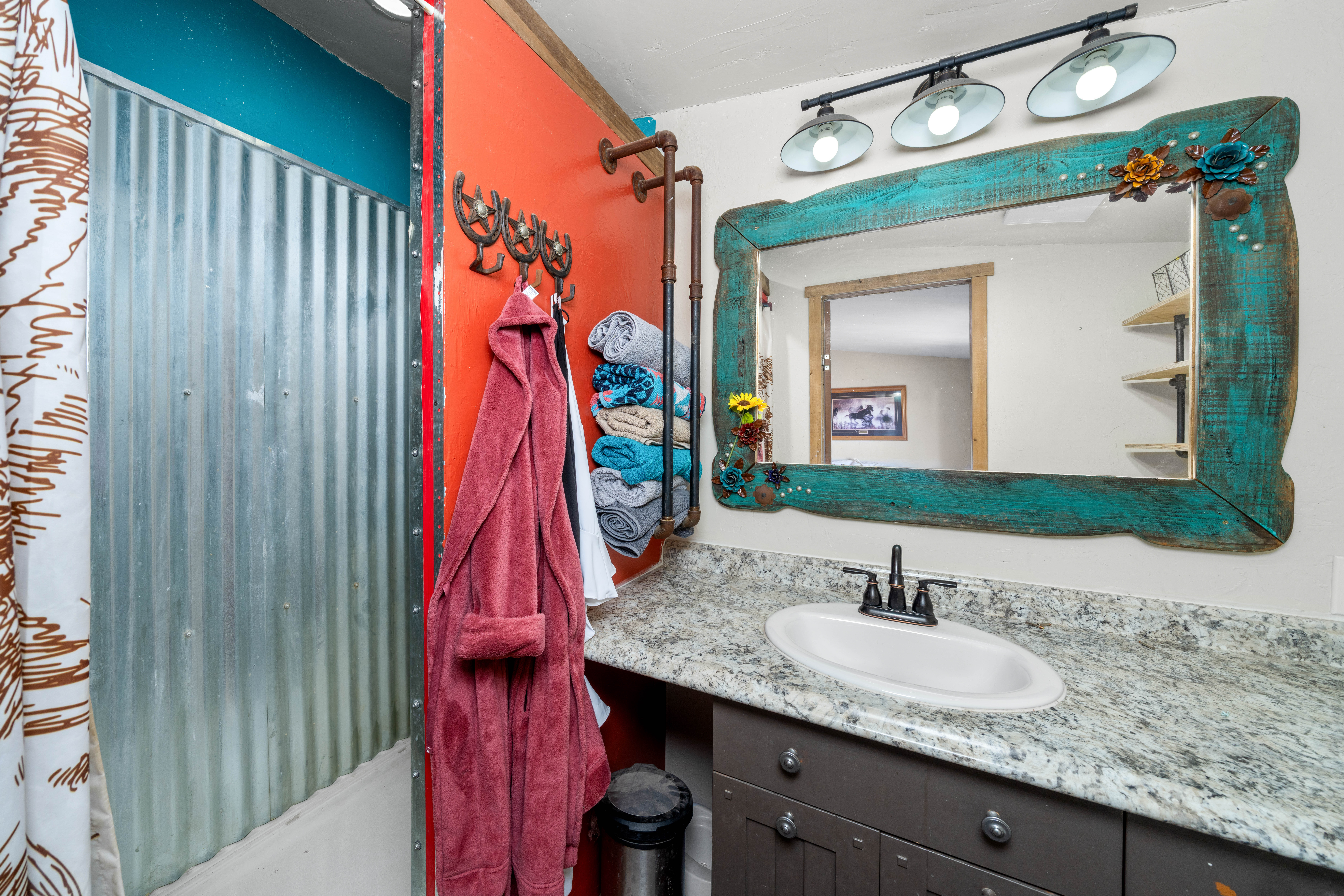  35313 Ii Rd, Redvale, CO, 81431 - 物件實景