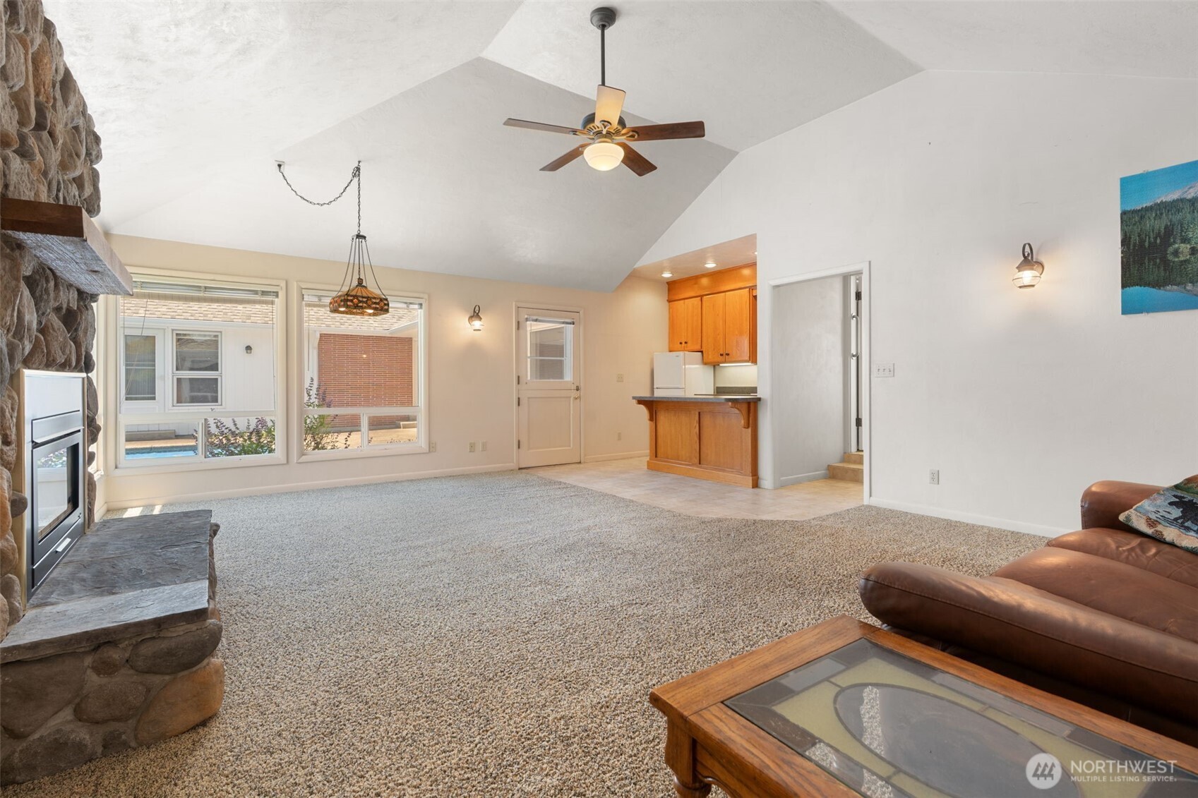 Chehalis, Washington, 98532, United States, 4 Bedrooms Bedrooms, ,3 BathroomsBathrooms,Residential,For Sale,2049062