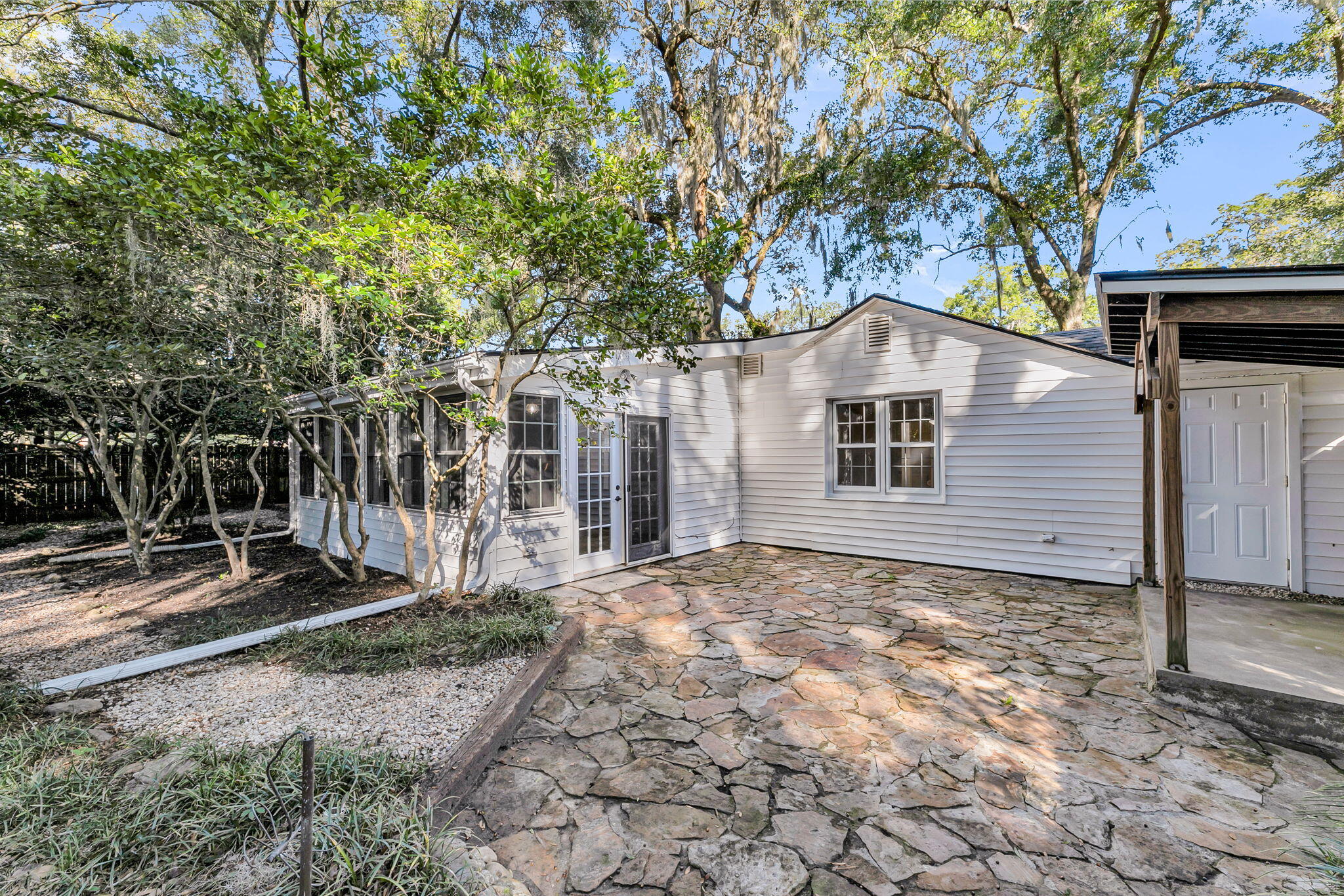 Charleston, South Carolina, 29412, United States, 4 Bedrooms Bedrooms, ,2 BathroomsBathrooms,Residential,For Sale,1983984