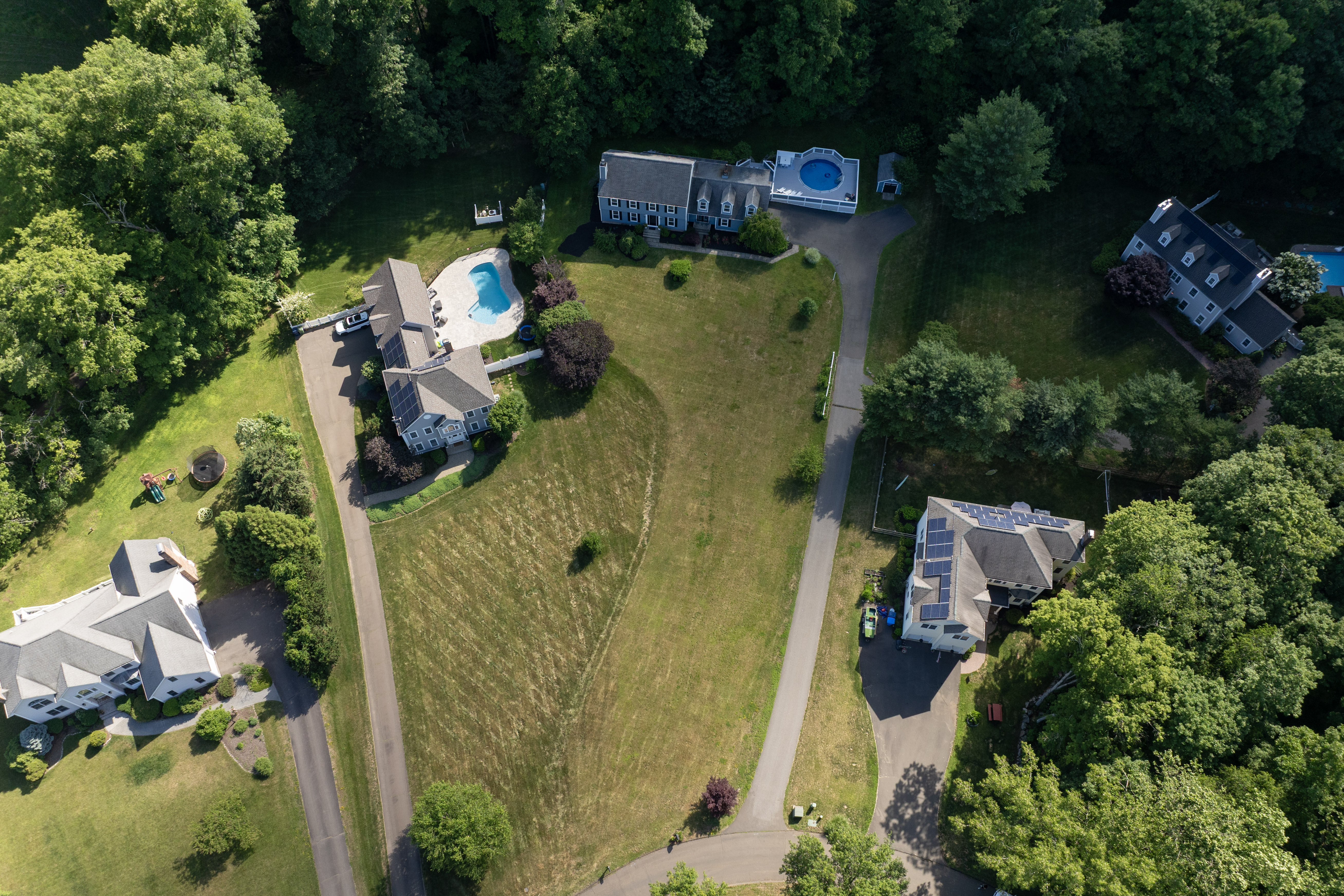  216 Bluff View Drive - 物件實景