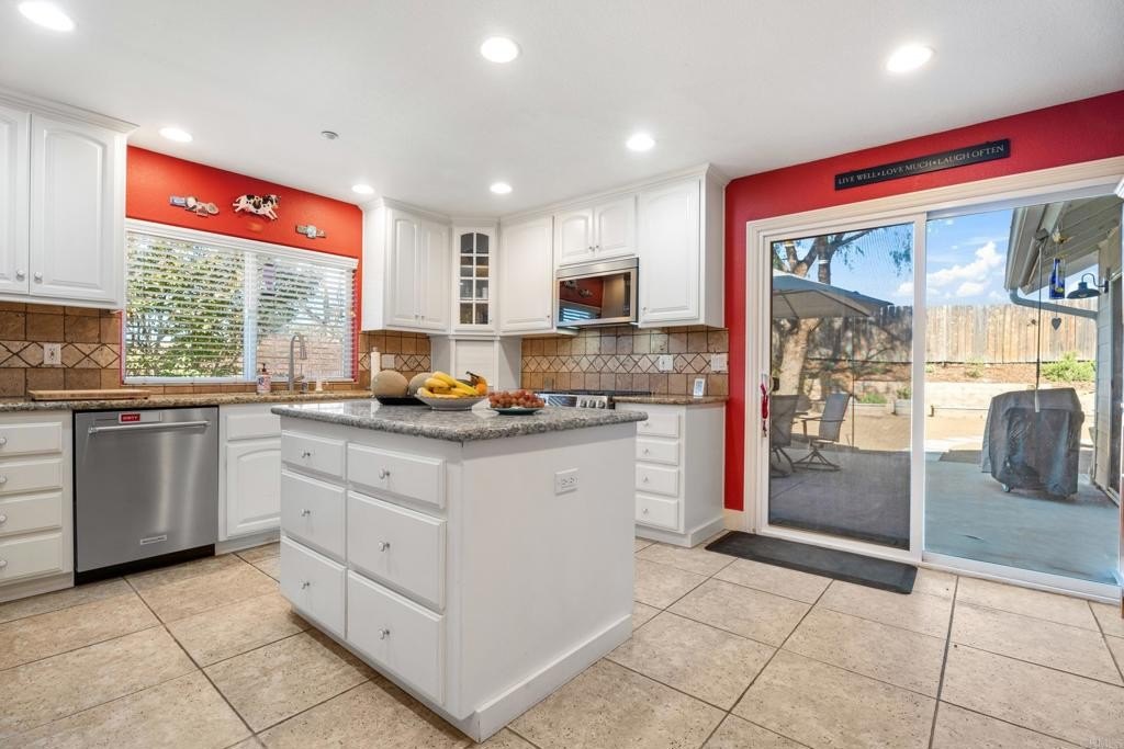 24610 Pappas Rd, Ramona, California, 92065, United States, 3 Bedrooms Bedrooms, ,3 BathroomsBathrooms,Residential,For Sale,24610 Pappas Rd,1653072