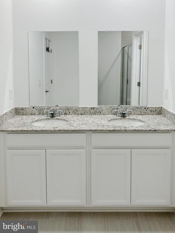 New Egypt, New Jersey, 08533, United States, 3 Bedrooms Bedrooms, ,3 BathroomsBathrooms,Residential,For Sale,1909198
