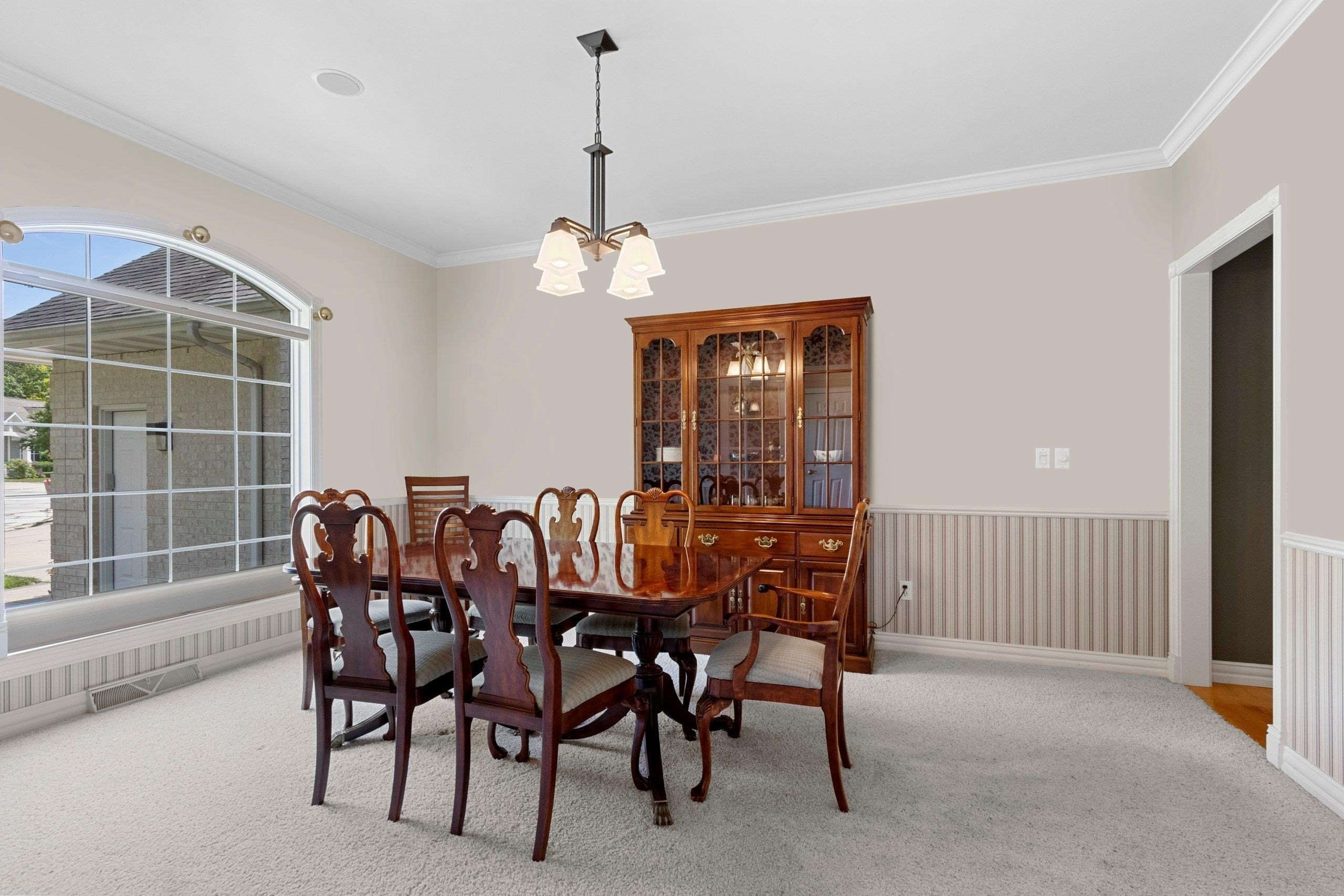 GREEN BAY, Wisconsin, 54302-5254, United States, 5 Bedrooms Bedrooms, ,4 BathroomsBathrooms,Residential,For Sale,1920394