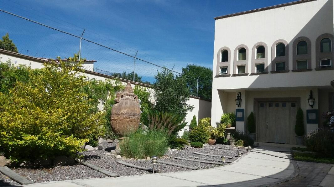 Mes?n del Prado, Querétaro, Querétaro, 76226, Mexico, 3 Bedrooms Bedrooms, ,3 BathroomsBathrooms,Residential,For Sale,Mes?n del Prado,1628225