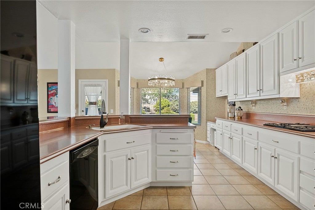 Banning, California, 92220, United States, 3 Bedrooms Bedrooms, ,3 BathroomsBathrooms,Residential,For Sale,1979789