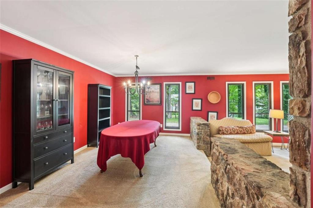 Marietta, Georgia, 30068, United States, 4 Bedrooms Bedrooms, ,3 BathroomsBathrooms,Residential,For Sale,1977177