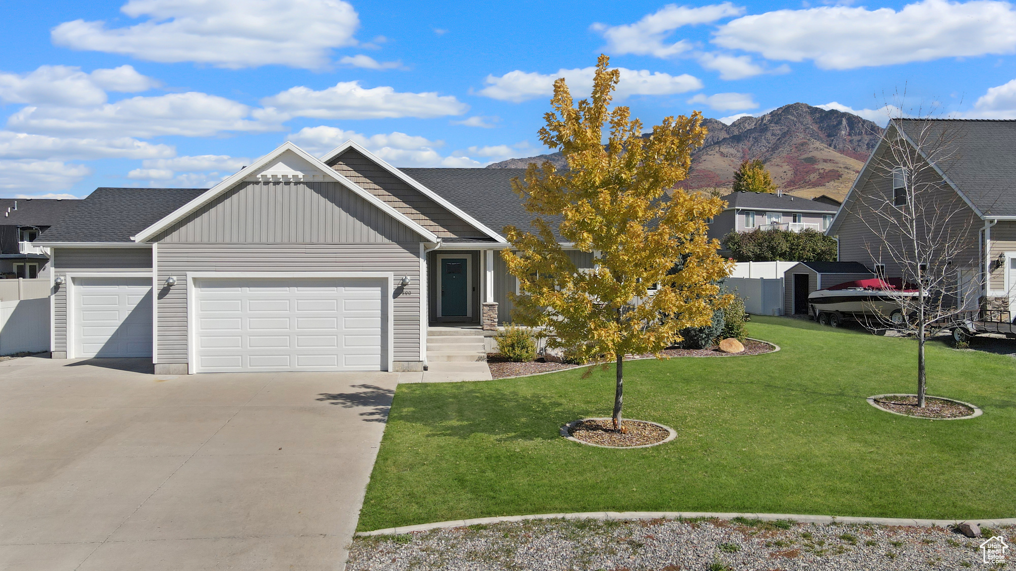 Richmond, Utah, 84333, United States, 2 Bedrooms Bedrooms, ,3 BathroomsBathrooms,Residential,For Sale,1979865
