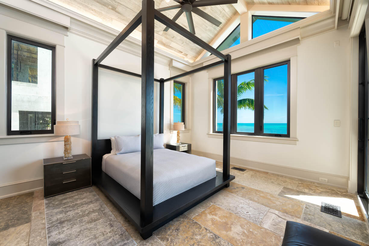 Duck, Florida, 33050, United States, 3 Bedrooms Bedrooms, ,4 BathroomsBathrooms,Residential,For Sale,1970637