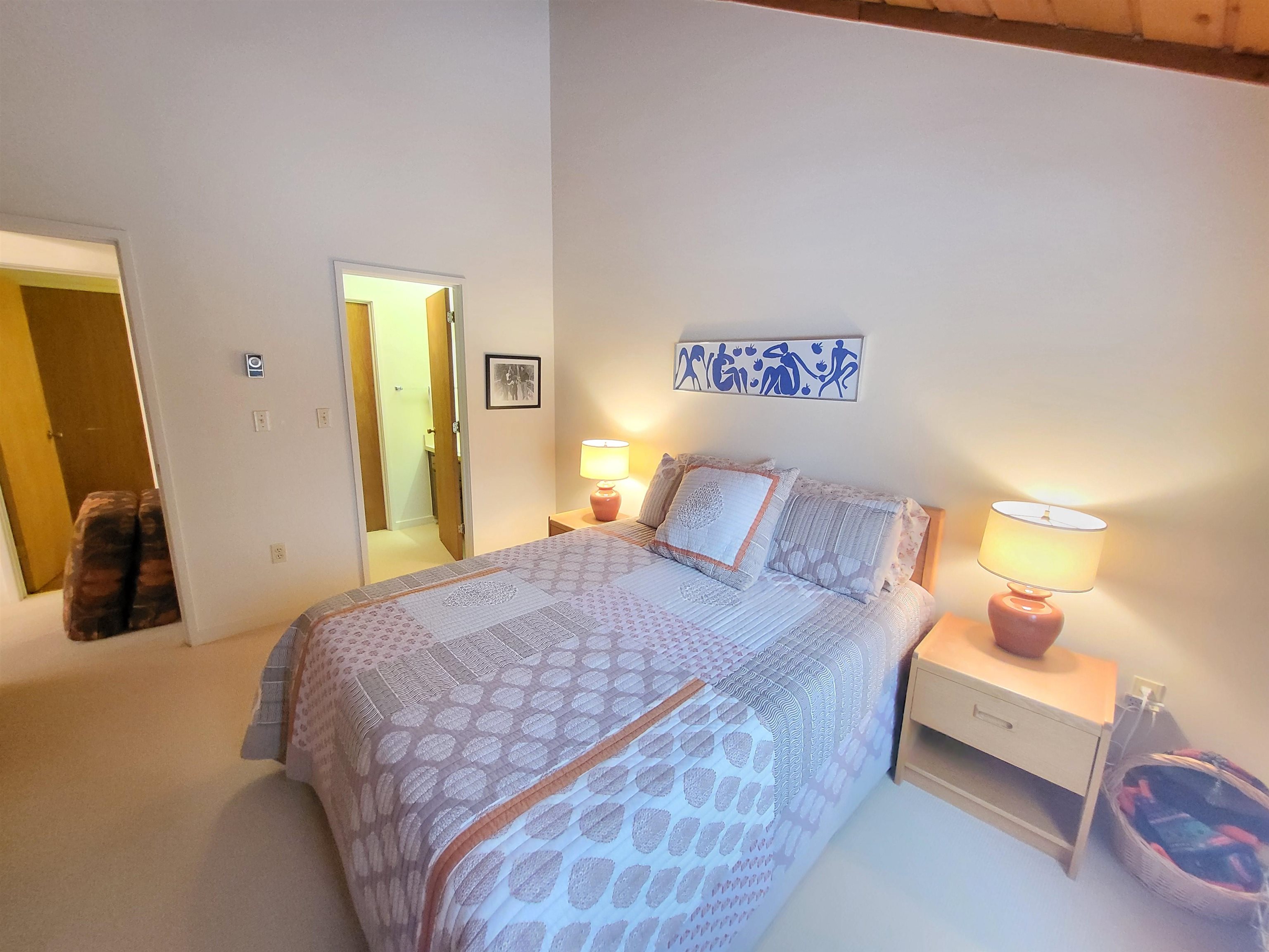 Lincoln, New Hampshire, 03251, United States, 5 Bedrooms Bedrooms, ,2 BathroomsBathrooms,Residential,For Sale,2003487