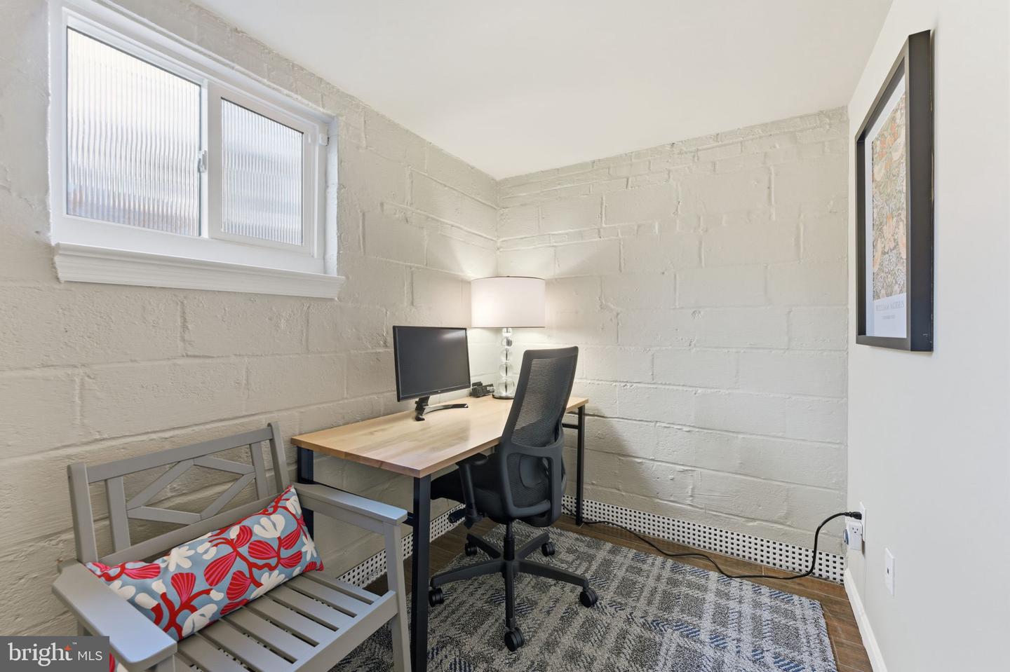 Kensington, Maryland, 20895, United States, 3 Bedrooms Bedrooms, ,2 BathroomsBathrooms,Residential,For Sale,1999038