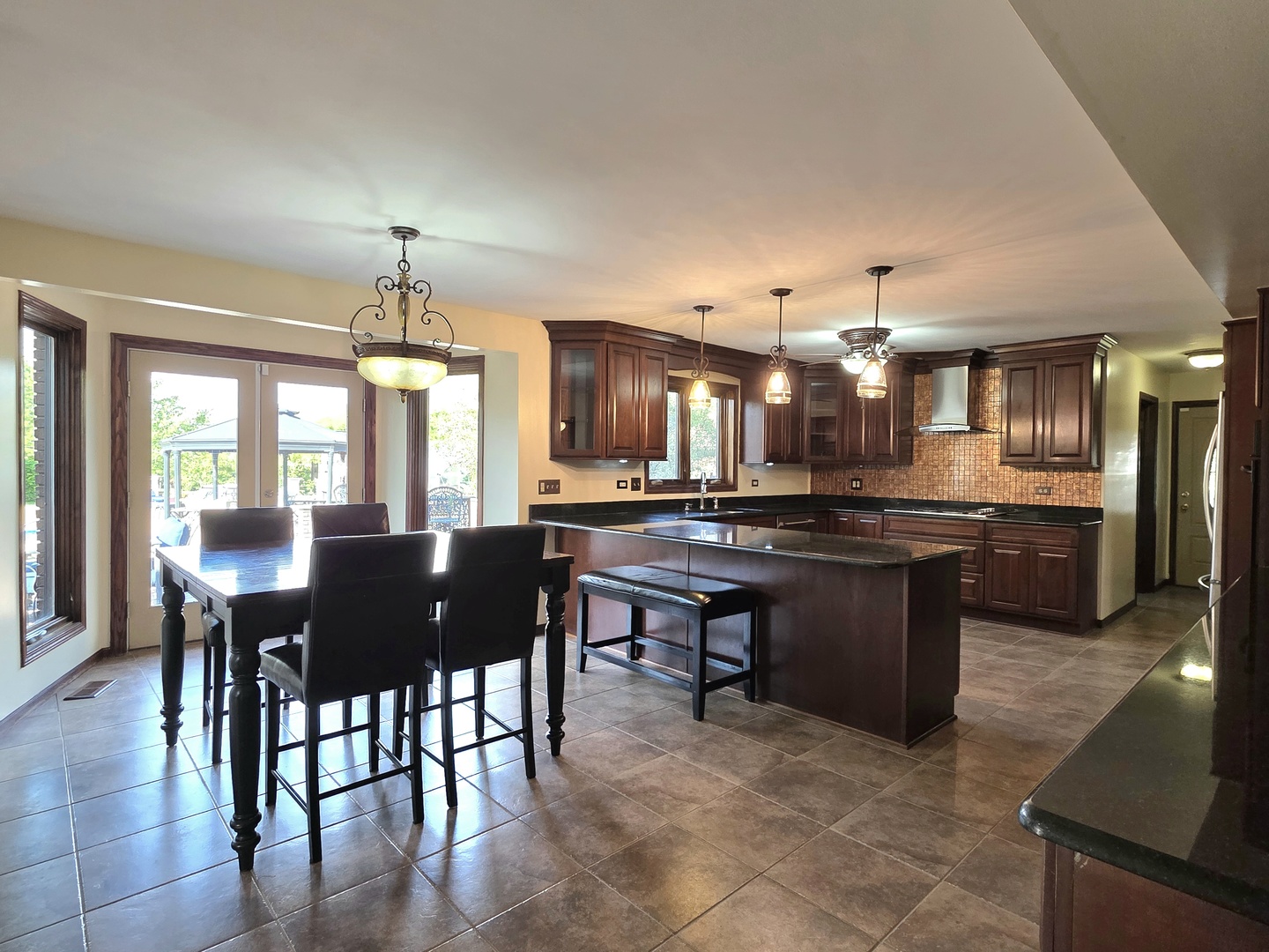 Manhattan, Illinois, 60442, United States, 4 Bedrooms Bedrooms, ,4 BathroomsBathrooms,Residential,For Sale,1979994